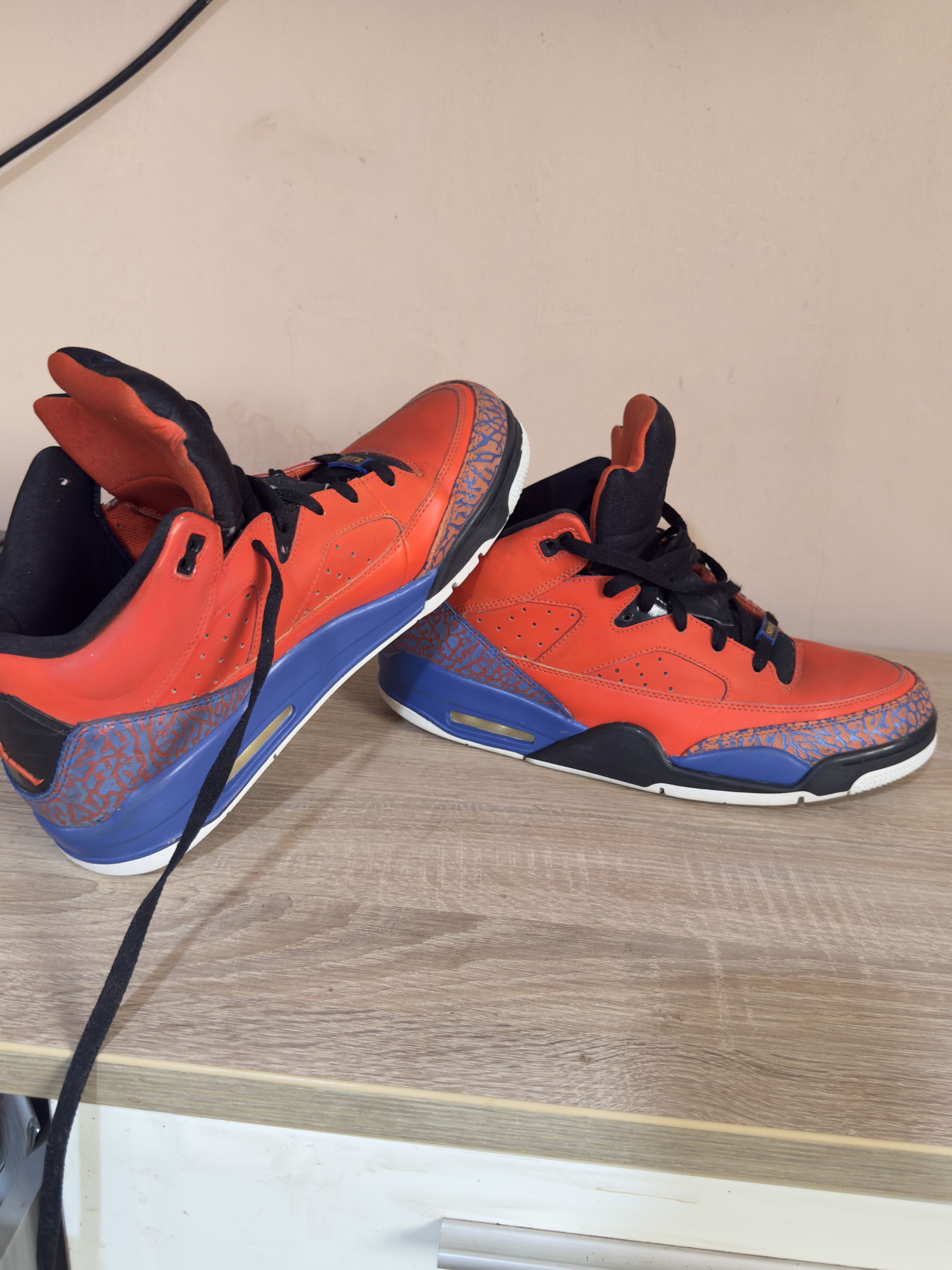 Jordan Brand Rare jordan Son of Mars orange sneakers size 12 Size US 12 / EU 45 - 3 Thumbnail