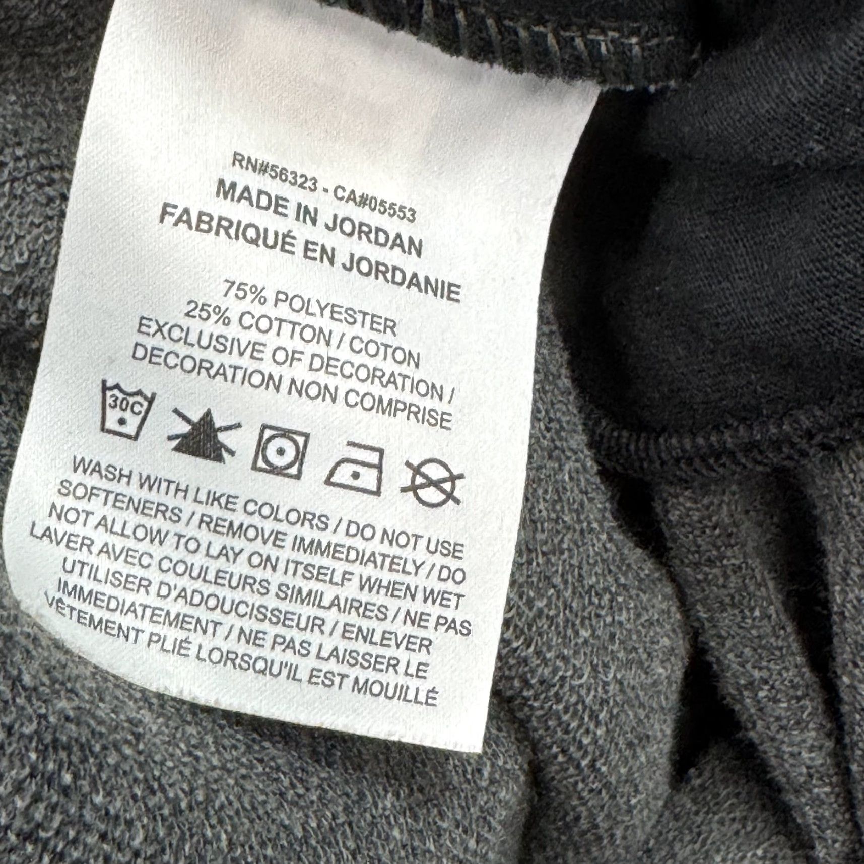 Nike Nike Pants Womens XL Gray Yoga French Terry Jogger Tight Fit Pockets Jogger Mens? Womens Size 40" / US 18 - 7 Thumbnail