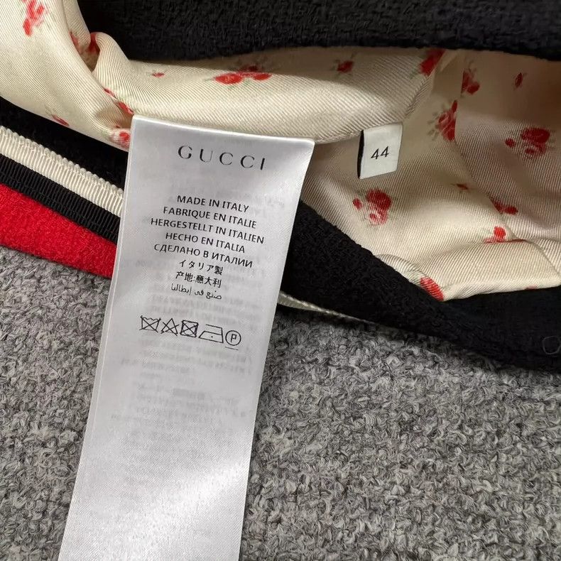 Gucci Gucci Red badge embroidered jacket 2502-Nextarrow Size US S / EU 44-46 / 1 - 7 Thumbnail
