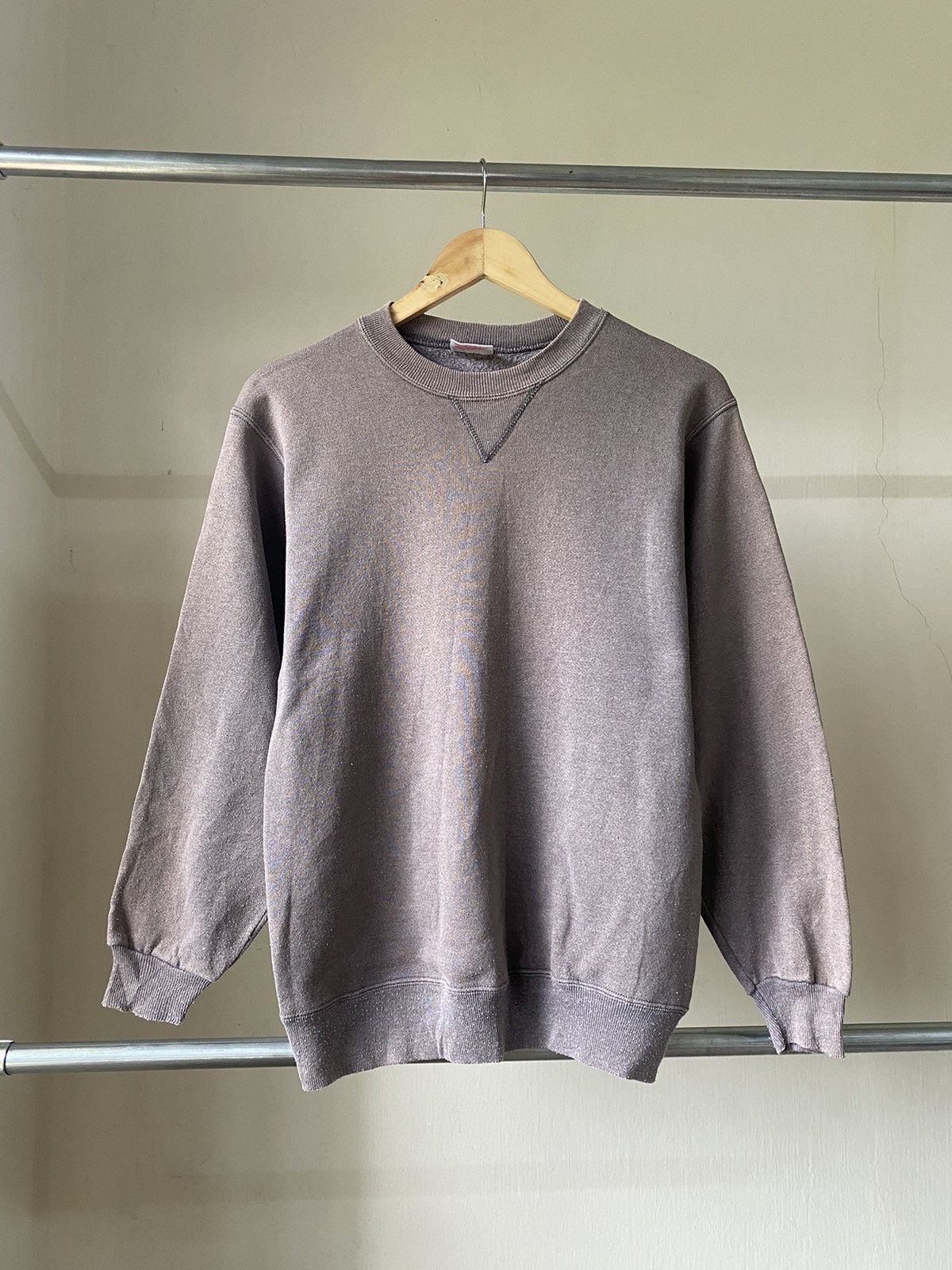 Vintage HANES 80s CREWNECK BLANK SWEATSHIRT PLAIN FADED Size US M / EU 48-50 / 2 - 4 Thumbnail