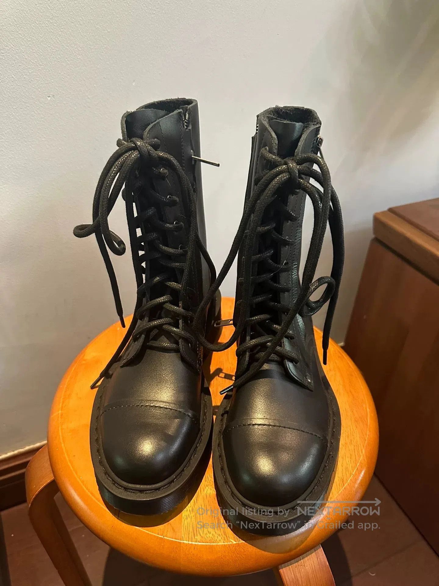vetements dominium logo black boots.