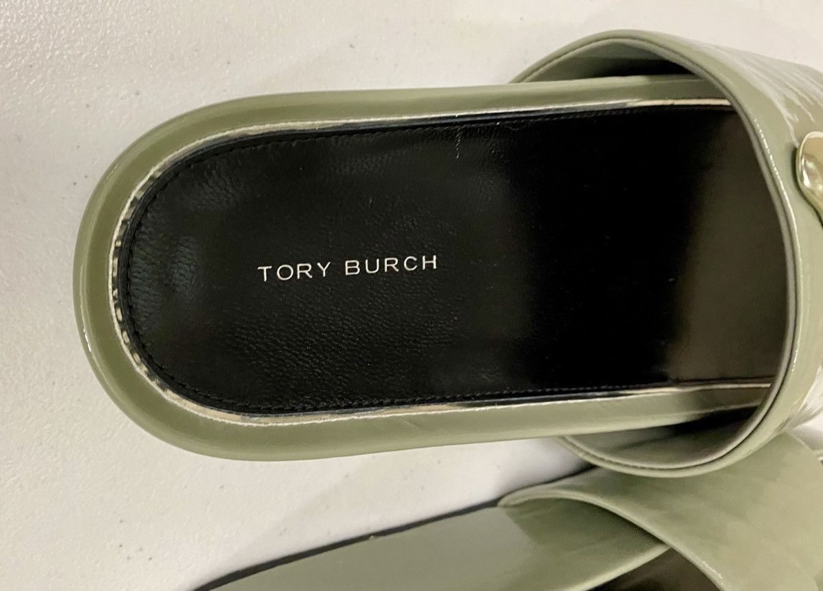 Tory Burch Tory Burch Patos Slide Crinkle Leather Metal Plate 8.5 New Size US 8.5 / IT 38.5 - 3 Thumbnail