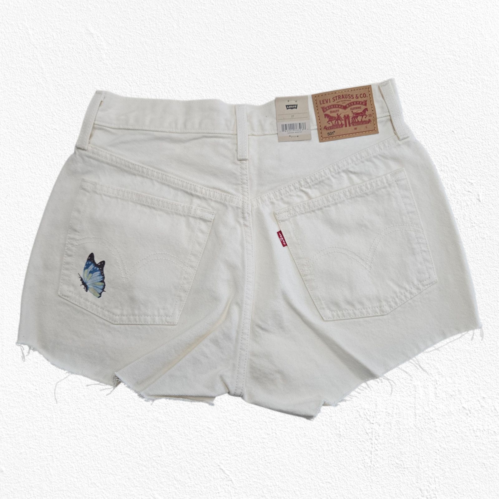 Levi's Levi’s 501 White Butterfly Cutoff Shorts Size 27 Size 27" / US 4 / IT 40 - 11 Thumbnail