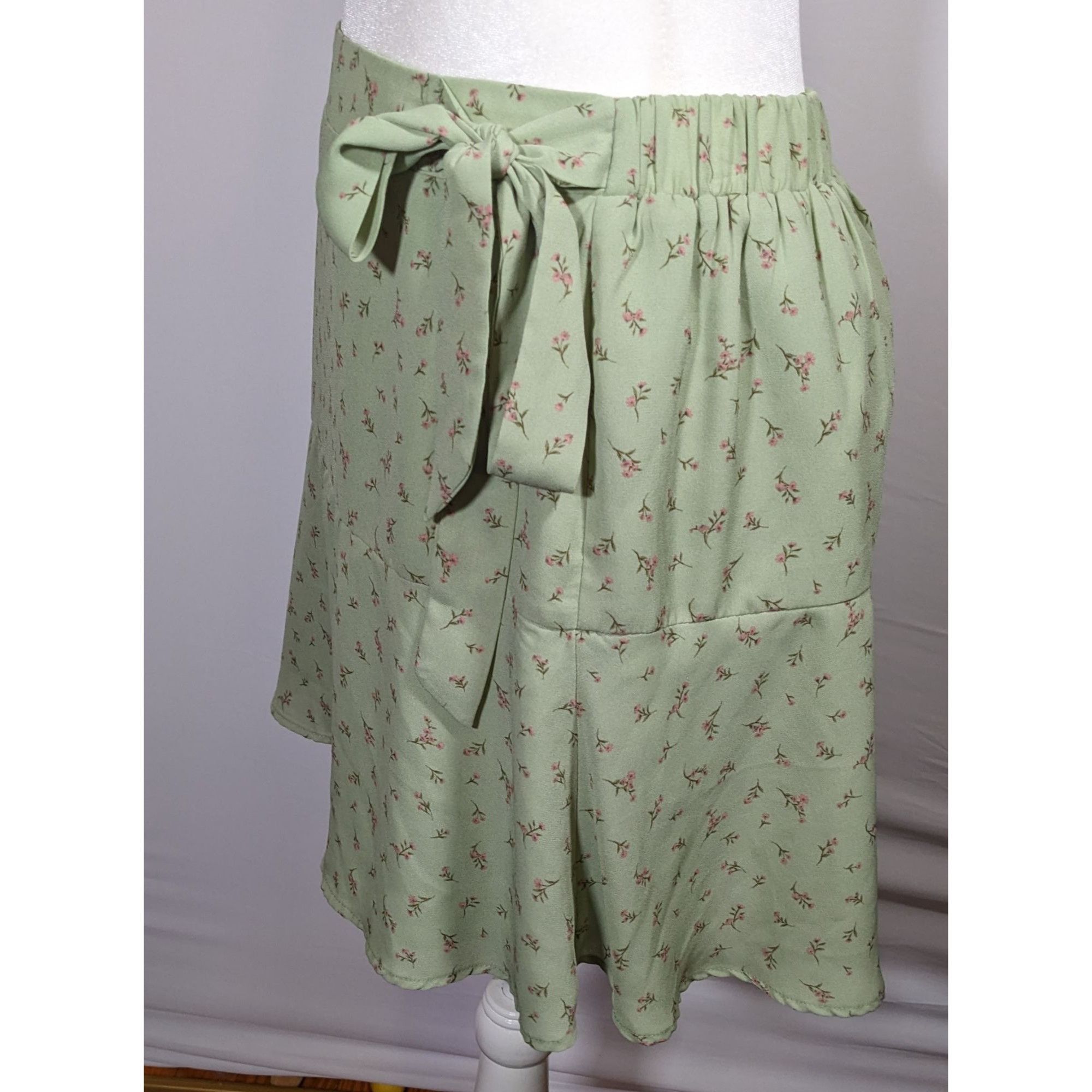 Other Paper Crane Cottagecore Green Floral Skirt Size 30" / US 8 / IT 44 - 5 Thumbnail