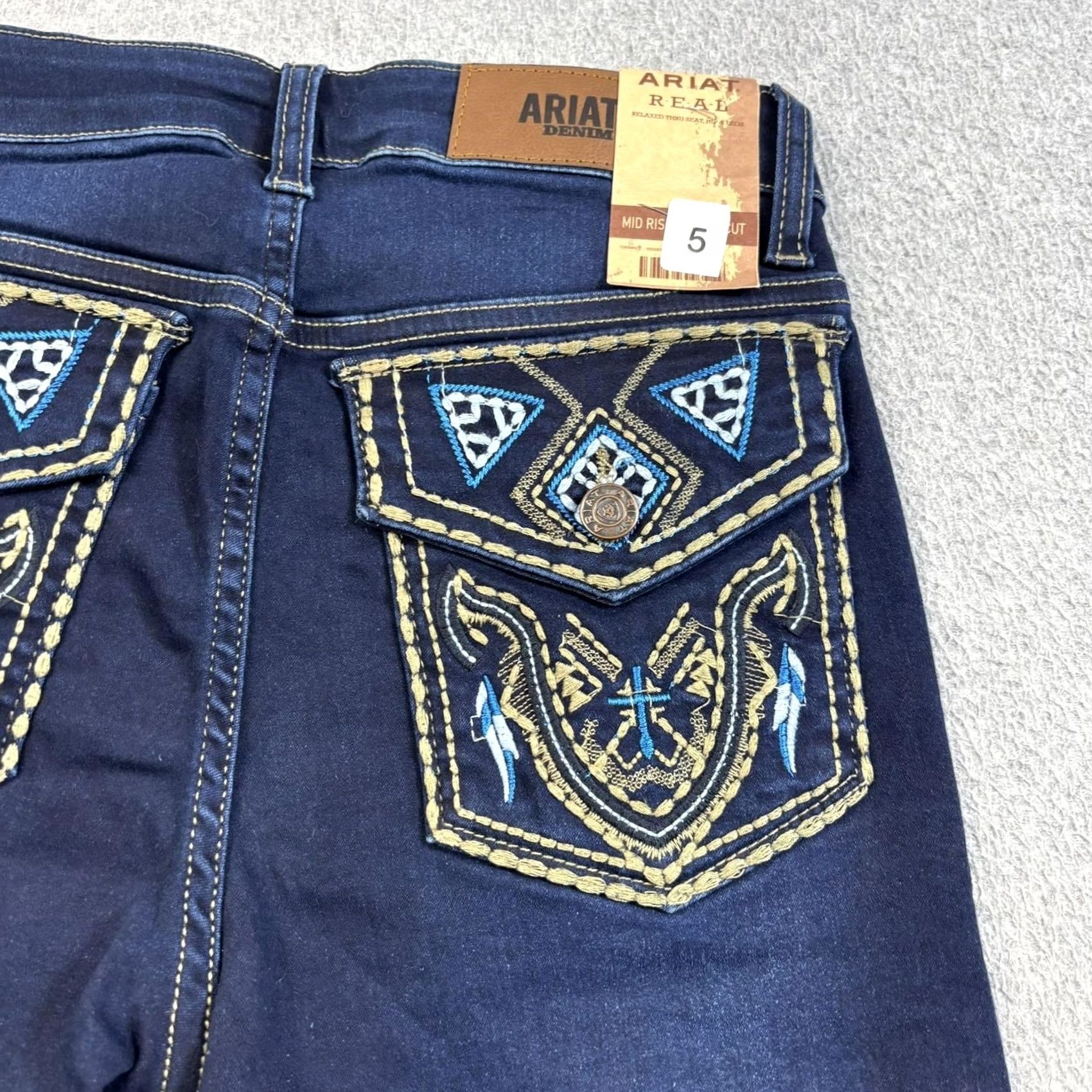 Ariat Ariat Jeans 5 Dark Wash M2 Mid Rise Bootcut Embroidered Back Juniors Size 27" / US 4 / IT 40 - 7 Thumbnail