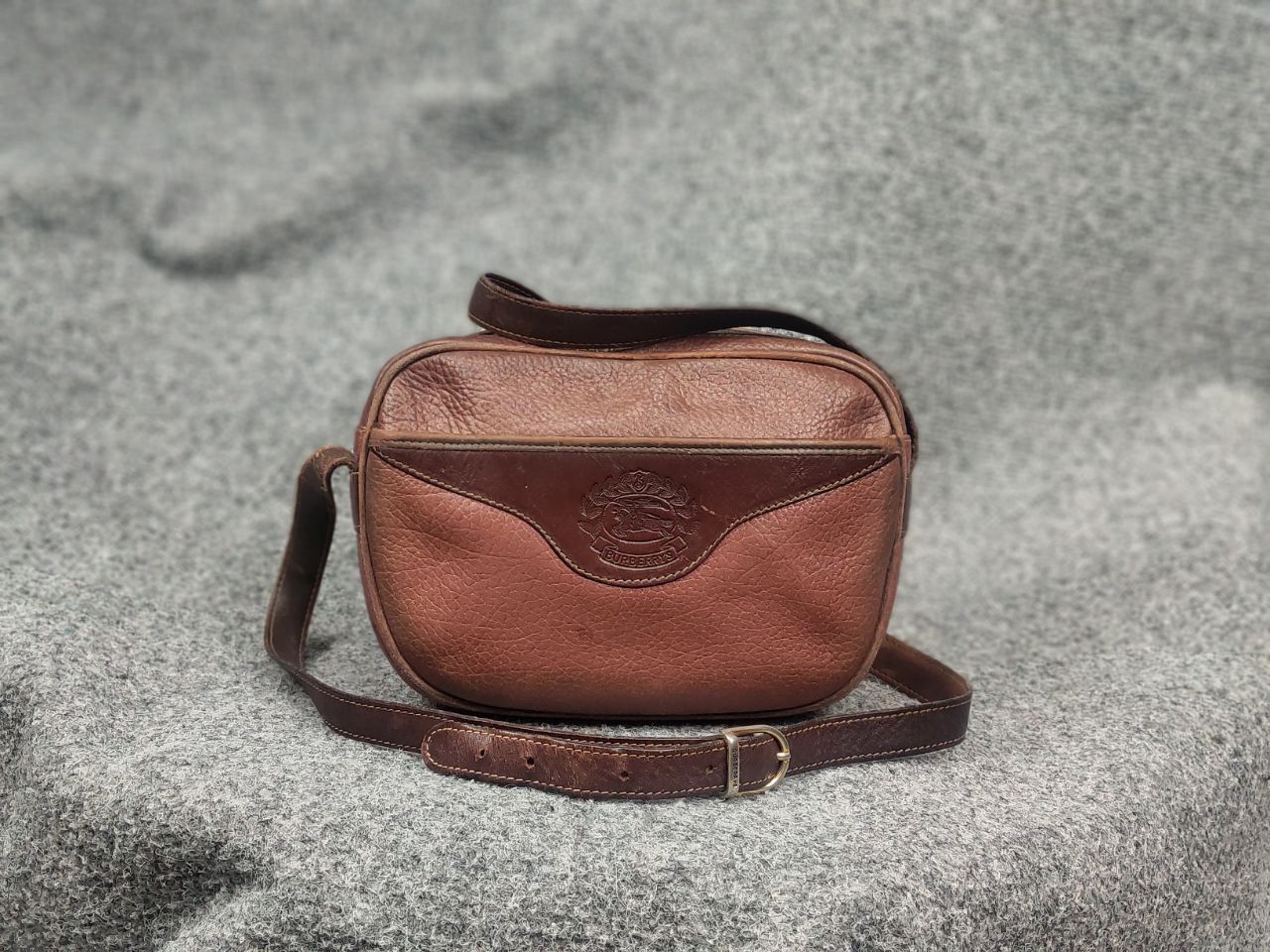 Burberry Vintage 90's Burberry brown leather messenger shoulder bag Size ONE SIZE - 1 Thumbnail