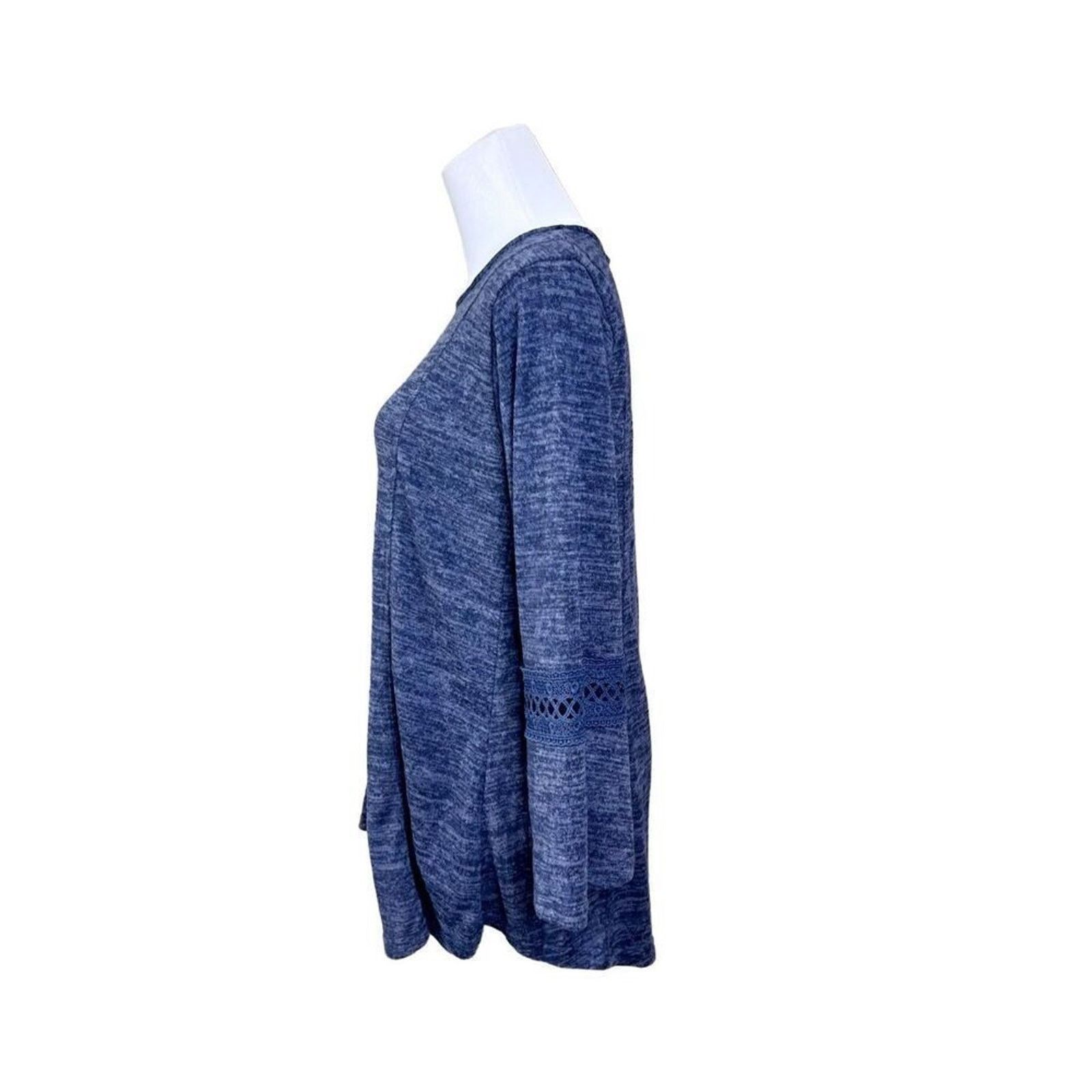 Other Lildy Lace Sleeve Keyhole Neckline Blue Sweater Small/Medium Size S / US 4 / IT 40 - 2 Thumbnail