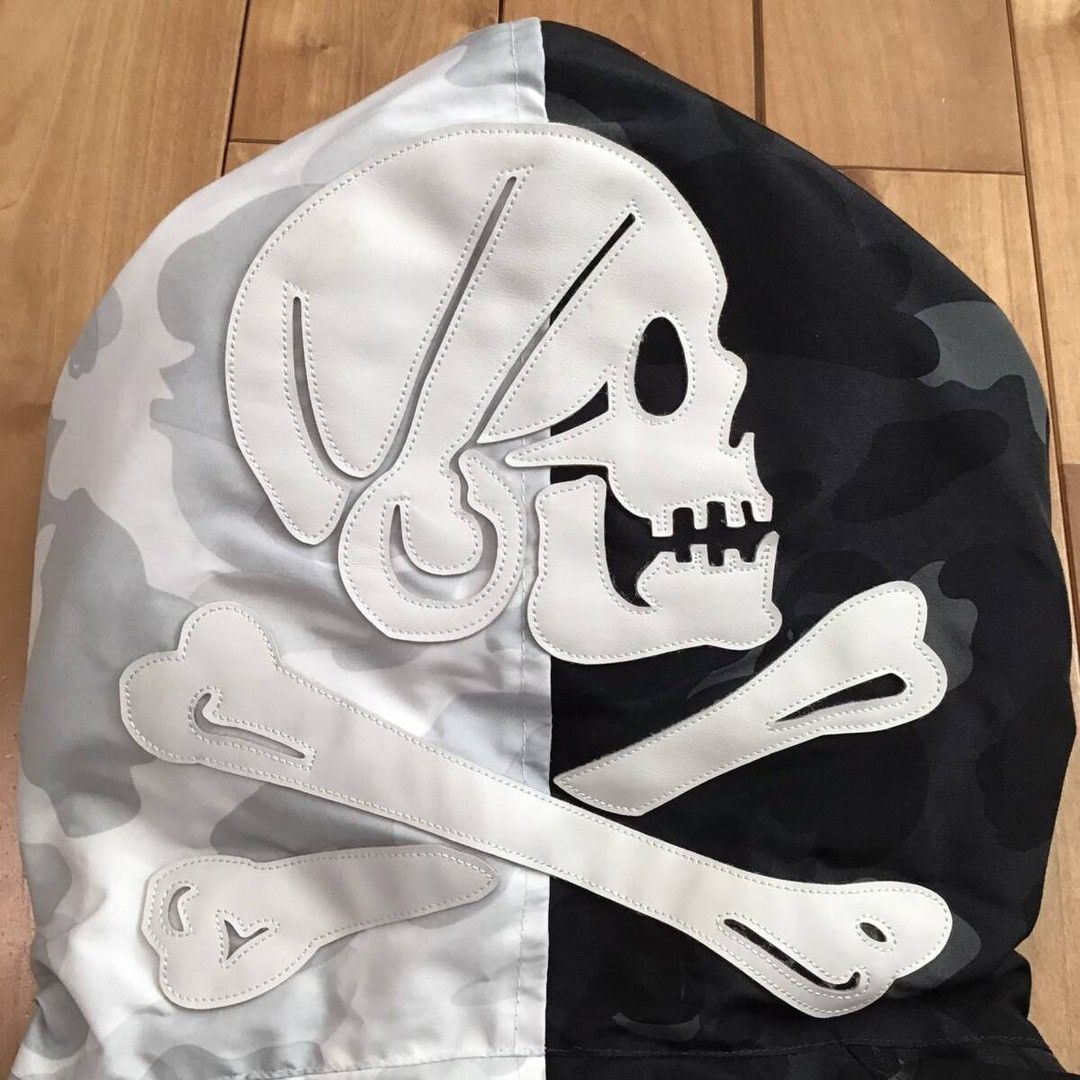 Bape × Neighborhood Neighborhood BAPE camo shark full zip hoodie Down Jacket APE Size US M / EU 48-50 / 2 - 4 Thumbnail
