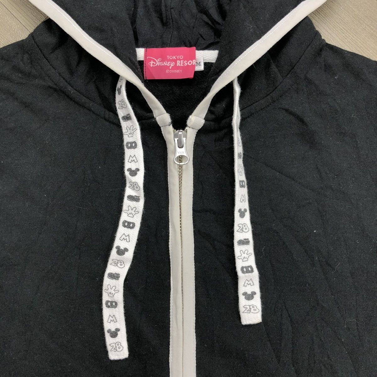 Disney × Japanese Brand 2000s Tokyo Disney Resort Mickey Mouse Ears Hoodie Size US XL / EU 56 / 4 - 7 Thumbnail