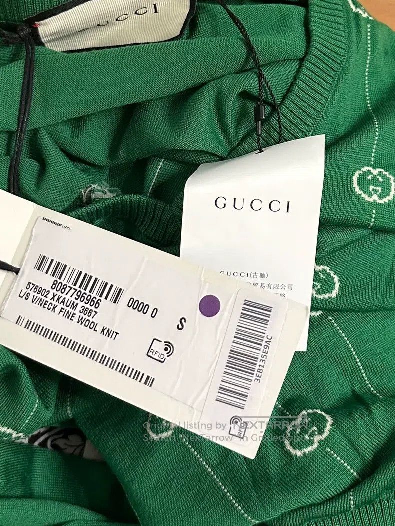 Gucci Gucci Logo printed embroidered V-neck sweater Size US S / EU 44-46 / 1 - 4 Thumbnail