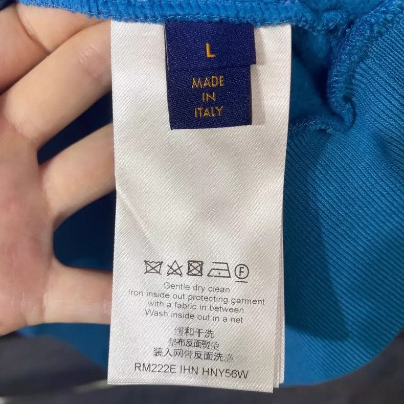 Louis Vuitton LOUIS VUITTON Pin Embroidered logo Blue hoodie 2504-Nextarr Size US L / EU 52-54 / 3 - 8 Thumbnail