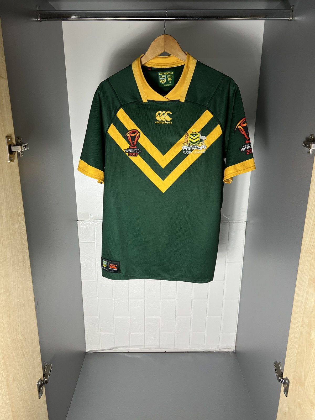 Canterbury of New Zealand VINTAGE CANTERBURY NRL AUSTRALIA RETRO RUGBY JERSEY Y2K 90s Size US XL / EU 56 / 4 - 6 Thumbnail