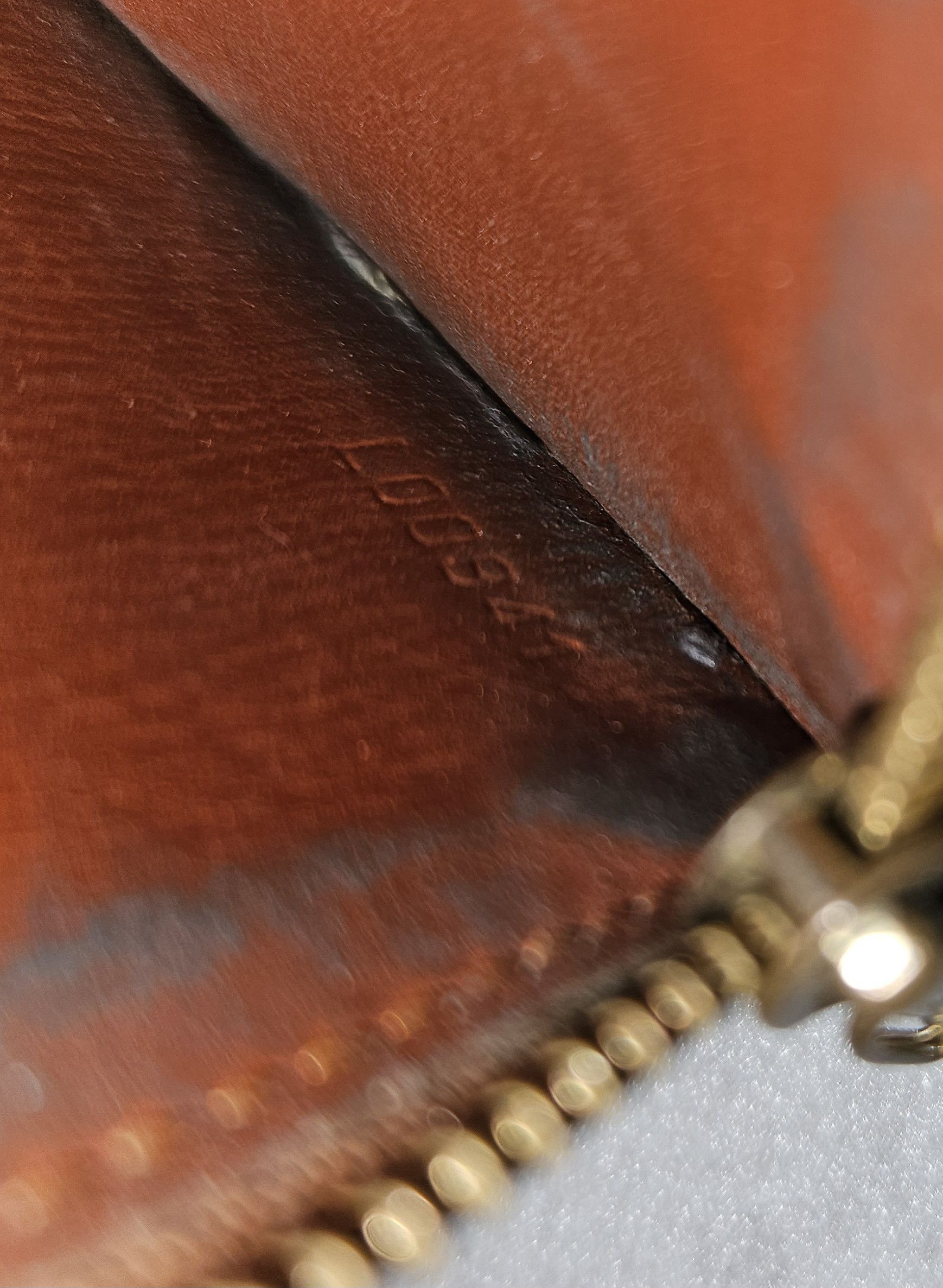 Louis Vuitton Vintage Louis Vuitton epi leather pochette cle Size ONE SIZE - 11 Thumbnail