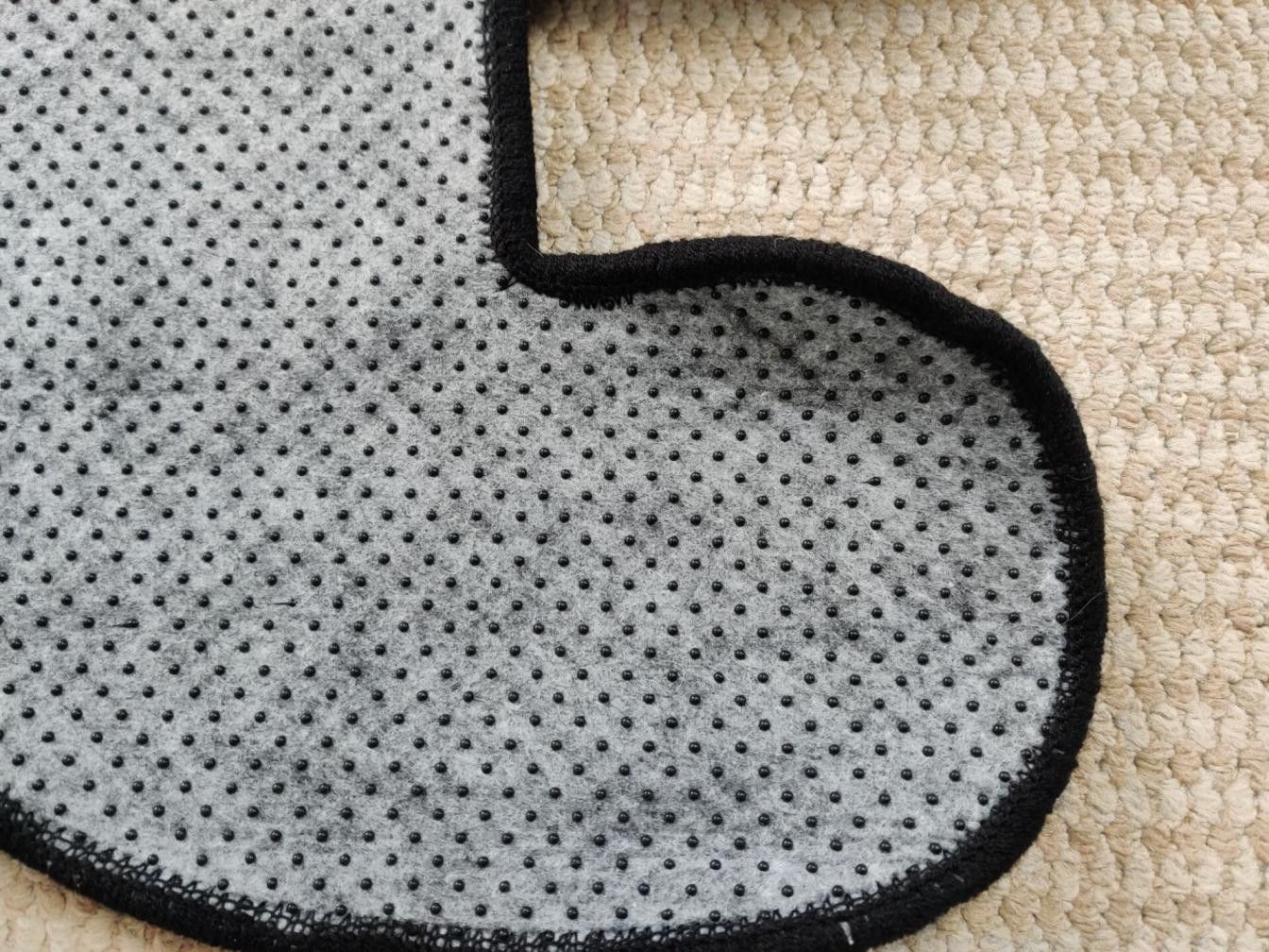 Other Kanye West College Dropout Inspired Wool Thread Carpet Size ONE SIZE - 8 Thumbnail