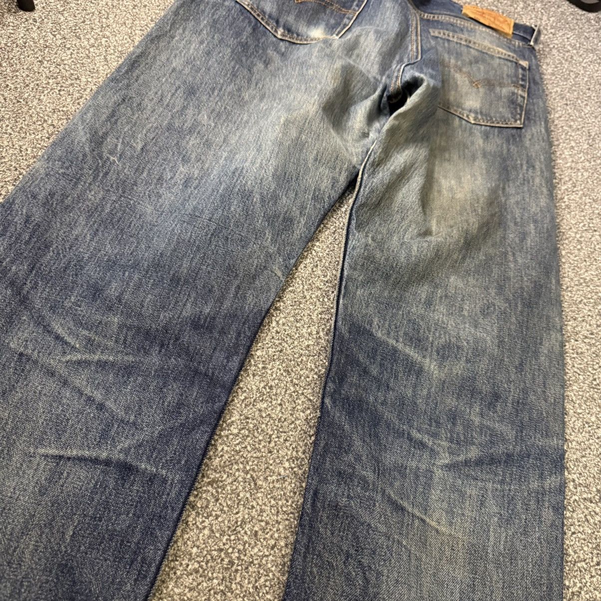 Levi's Vintage Clothing 90s Japanese Levis 501 Mud Wash Distressed Denim W34 Size US 34 / EU 50 - 9 Thumbnail
