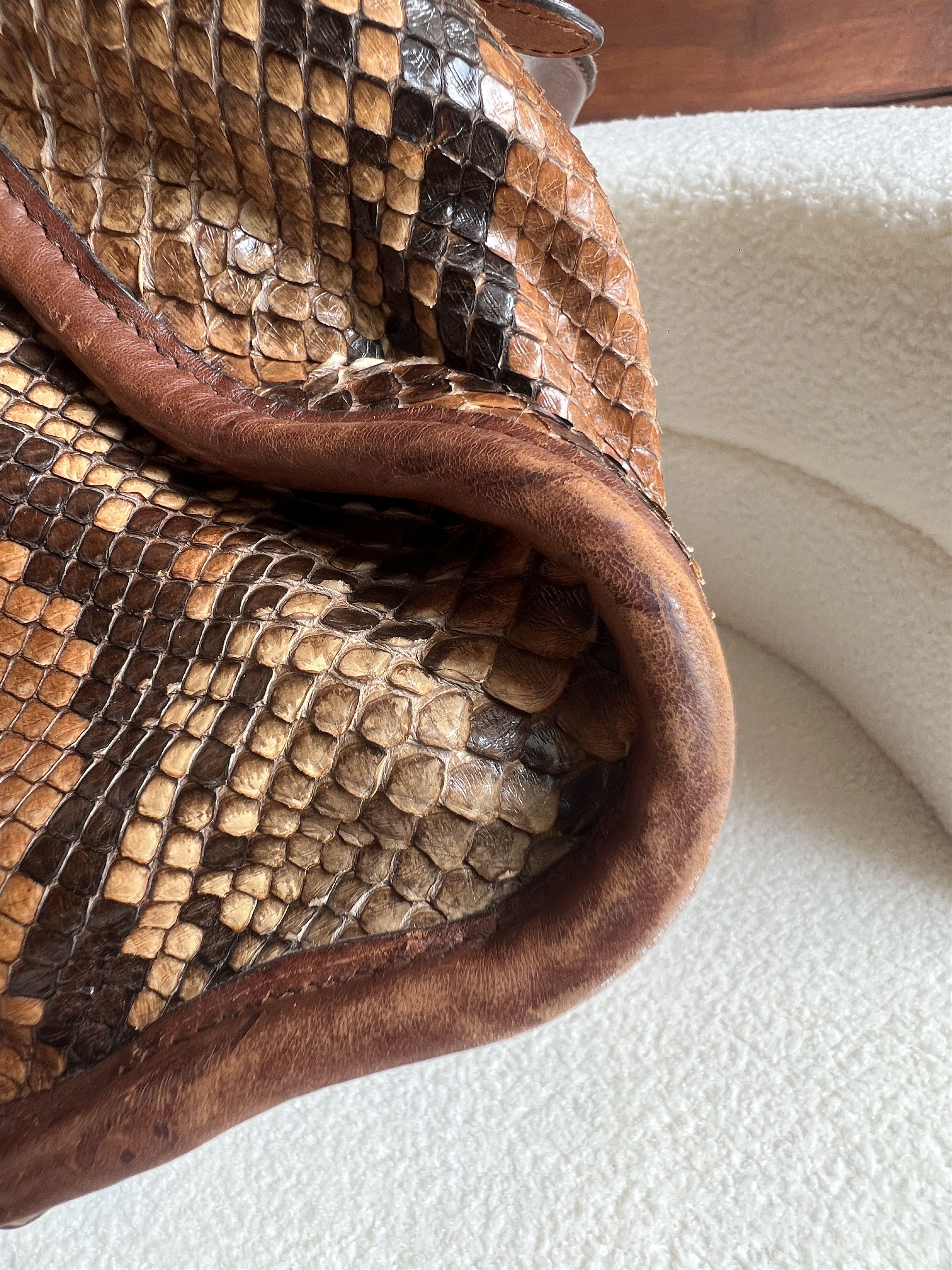 Gucci Rare Gucci Brown Python Leather Large Tote Bag Size ONE SIZE - 15 Thumbnail