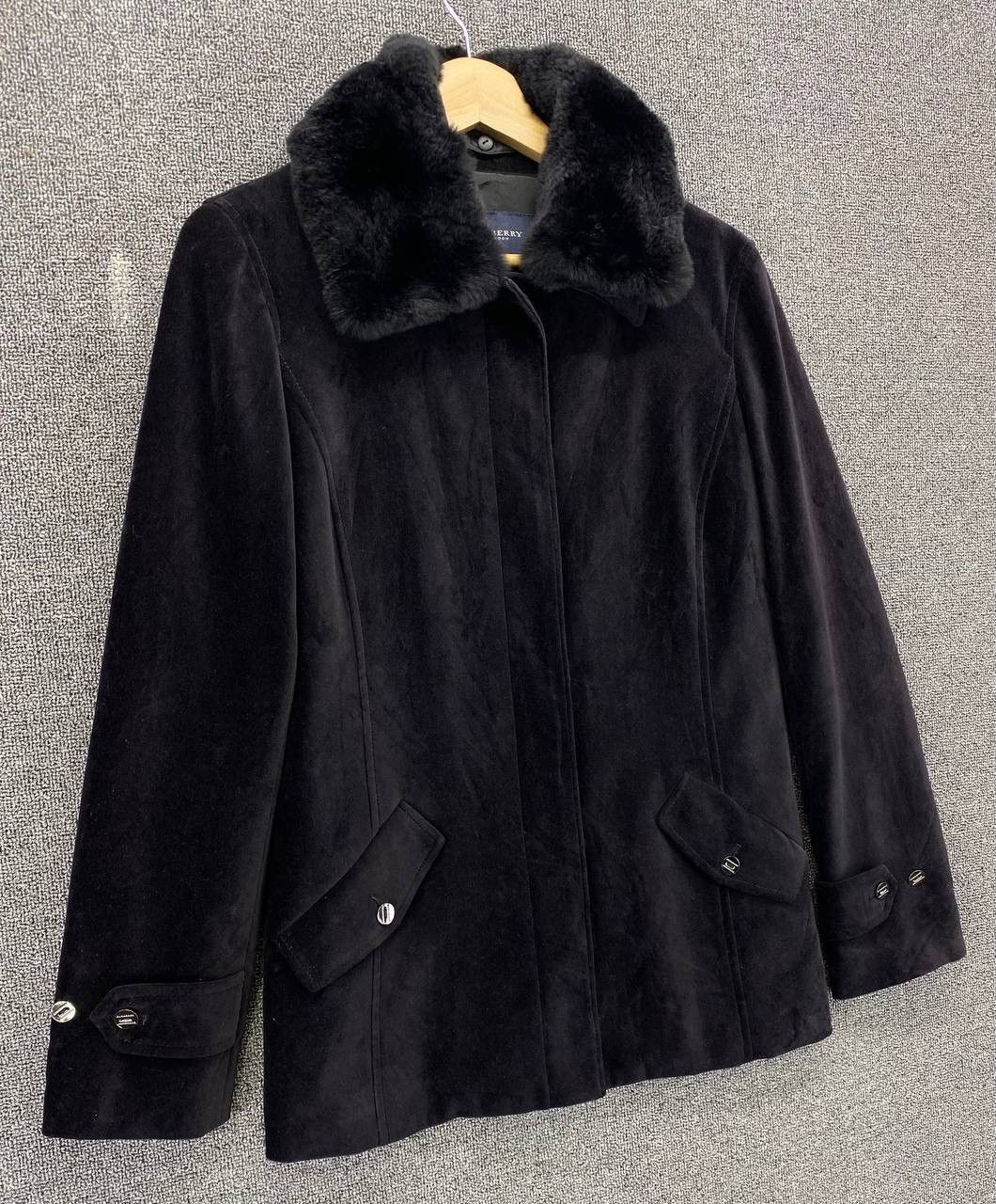 Burberry Vintage Burberry London Faux Fur Hooded Velvet Jacket Size XS / US 0-2 / IT 36-38 - 2 Thumbnail