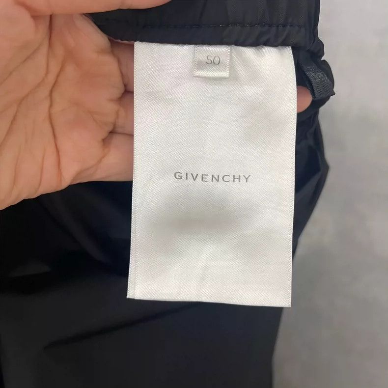 Givenchy Givenchy Size50 Side Zip Pocket Short Pants Size US 30 / EU 46 - 4 Thumbnail