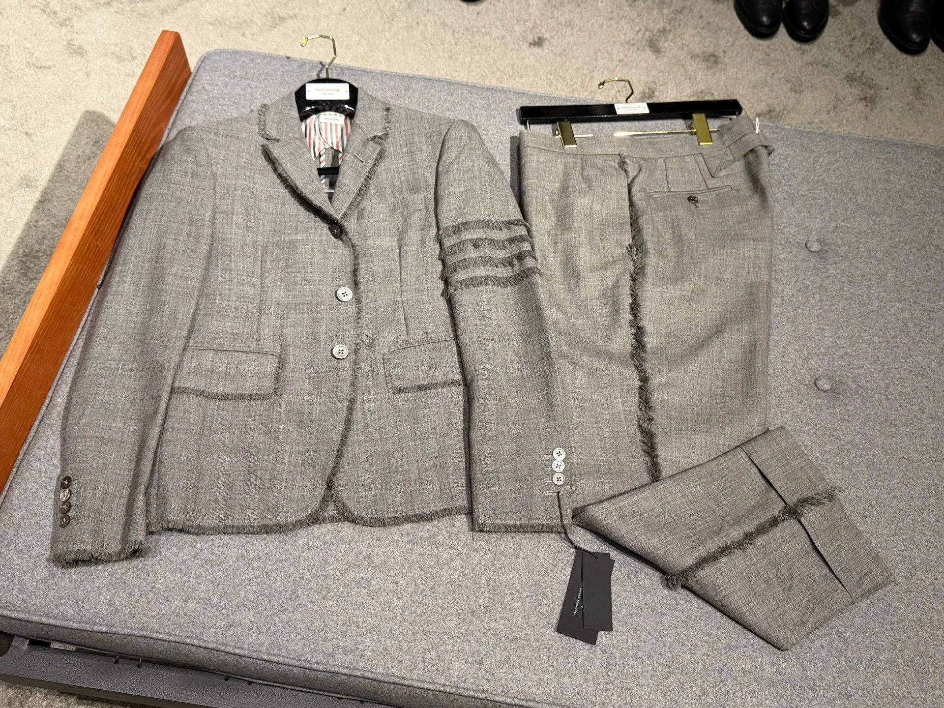 Thom Browne TB Runway Raw Hem Mid-Gray High-Waisted Trousers Size US 32 / EU 48 - 7 Thumbnail