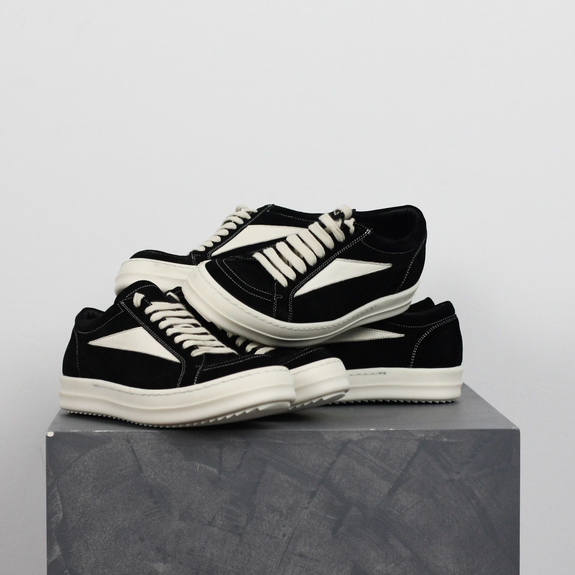 Rick Owens Stylish Rick Owens Suede Sneakers for Women Size US 6.5 / IT 36.5 - 1 Thumbnail