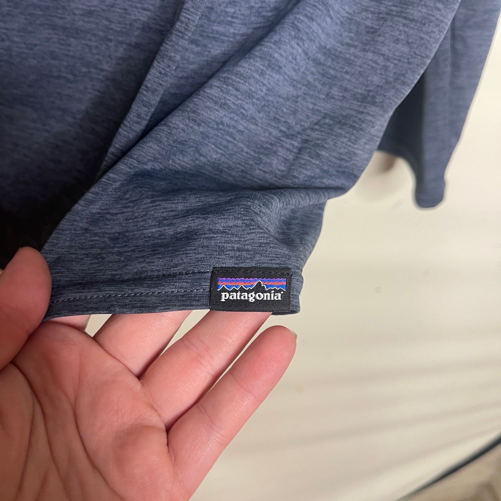 Patagonia PATAGONIA - MEN'S CAPILENE COOL DAILY HOODY in dark grey XL Size US XL / EU 56 / 4 - 3 Thumbnail