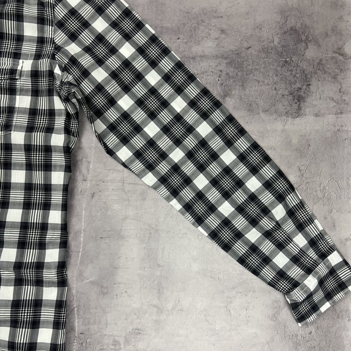 Dolce & Gabbana Rare! Dolce & Gabbana Checkered Shirt Luxury Button Up Size US L / EU 52-54 / 3 - 11 Thumbnail