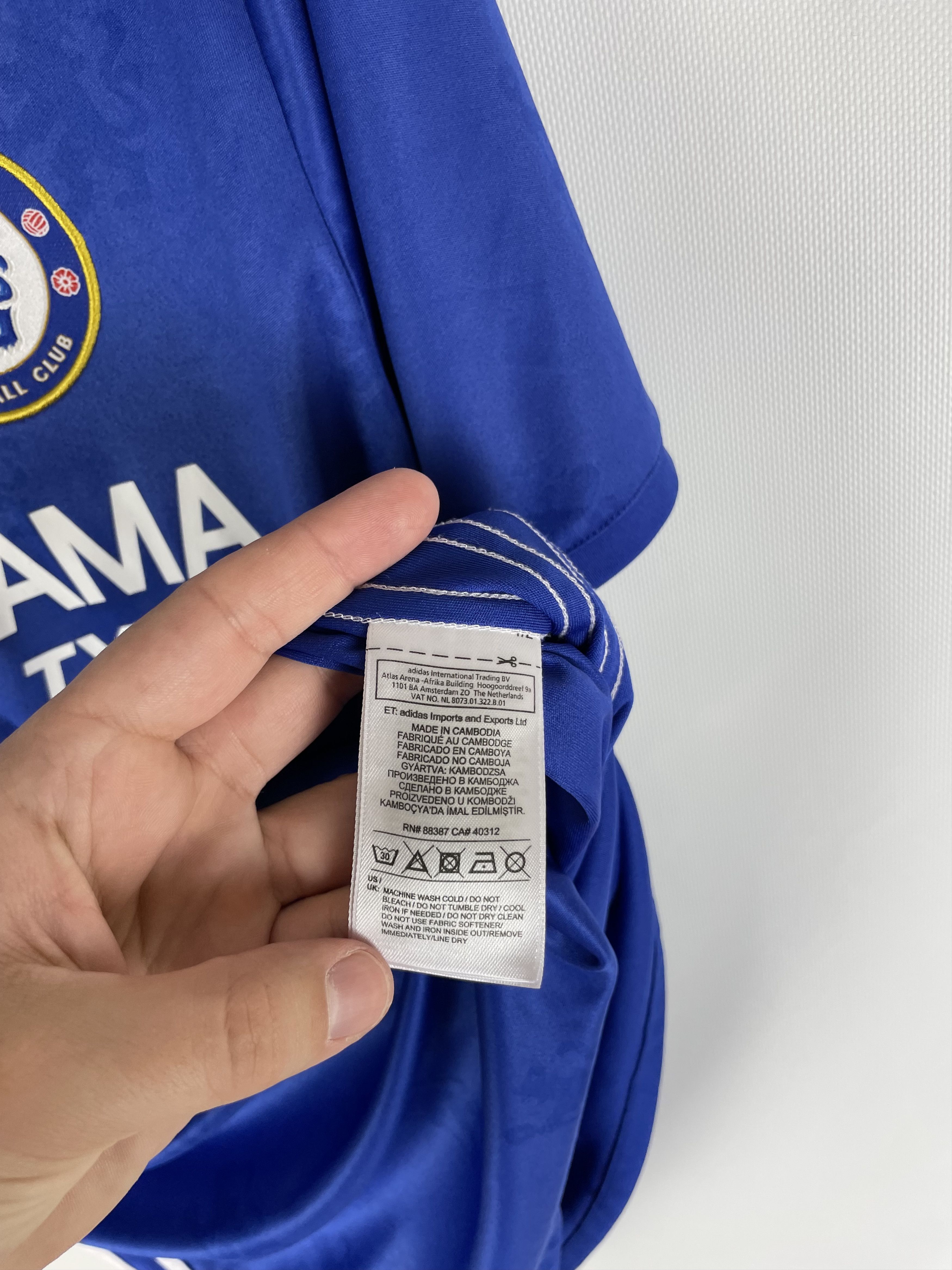 Adidas Chelsea Adidas soccer jersey Size US L / EU 52-54 / 3 - 7 Thumbnail