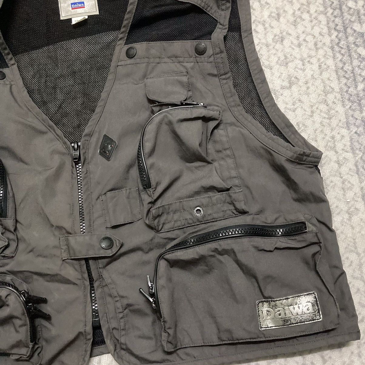 DAIWA Rare Daiwa Multipocket Tactical Fishing Vests Size US L / EU 52-54 / 3 - 6 Thumbnail