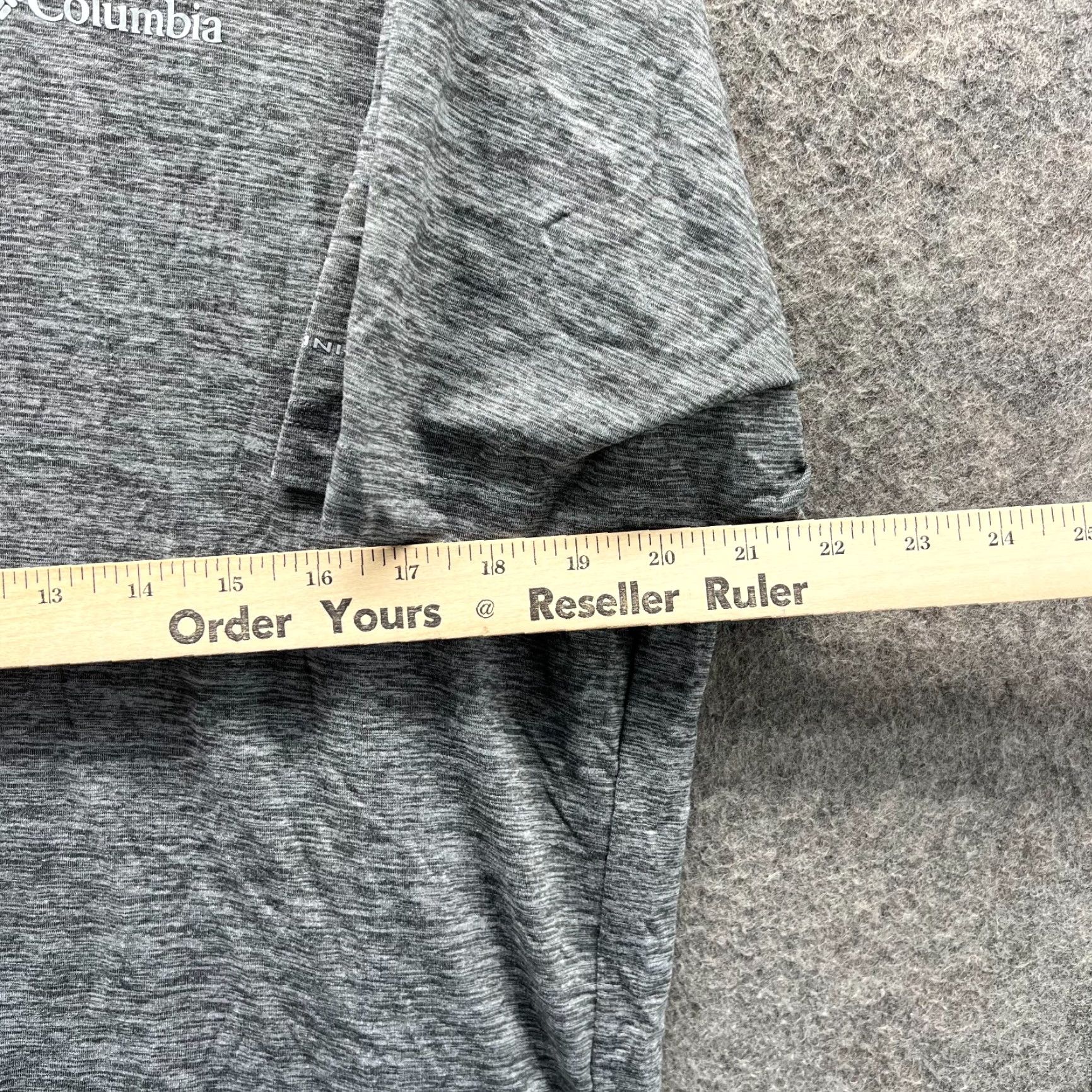 Vintage Columbia Shirt Mens Large Gray Heather Athletic Performance Jersey Soccer T-Shirt Mens Sports Shirt Regular Fit Logo All Seasons Size US L / EU 52-54 / 3 - 3 Thumbnail