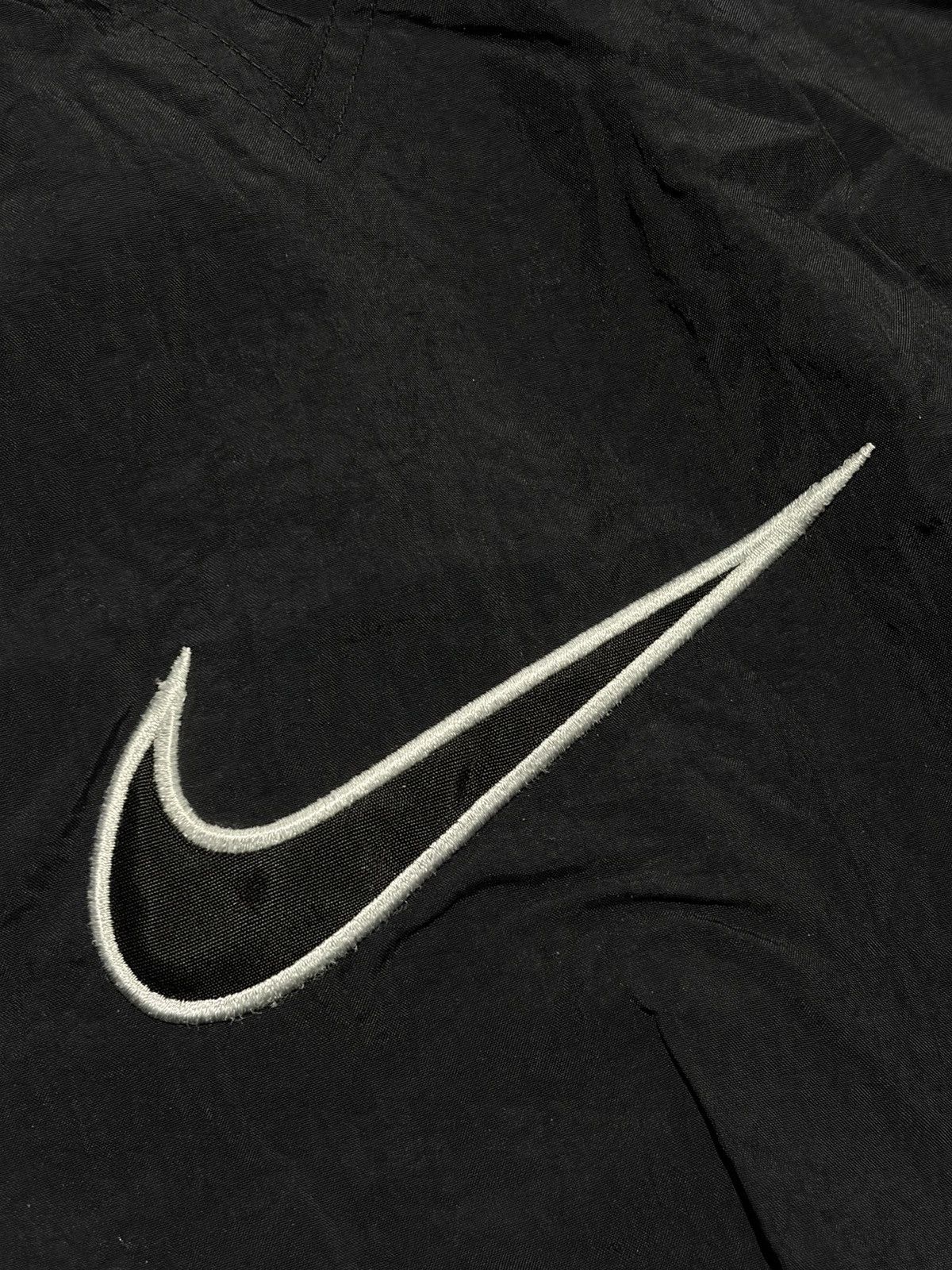 Nike Vintage Nike Windbreaker Jacket Pullover Swoosh Logo Lined Size US XL / EU 56 / 4 - 2 Thumbnail