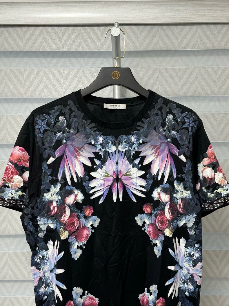 Other Givenchy Floral Short Sleeve Size US S / EU 44-46 / 1 - 2 Thumbnail