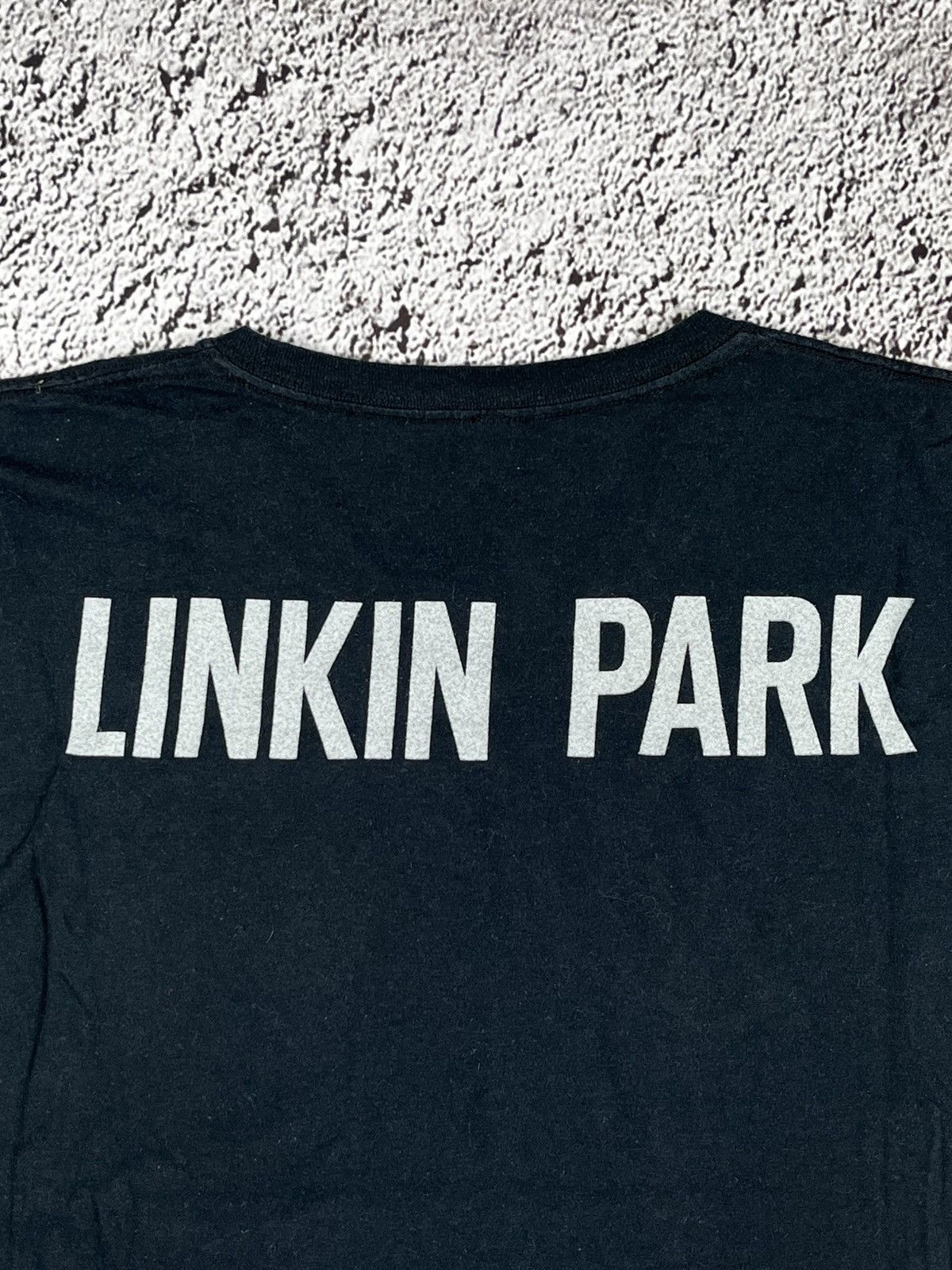 Band Tees Vintage Y2K 2010 Linkin Park big logo tee streetwear size L Size US L / EU 52-54 / 3 - 12 Thumbnail