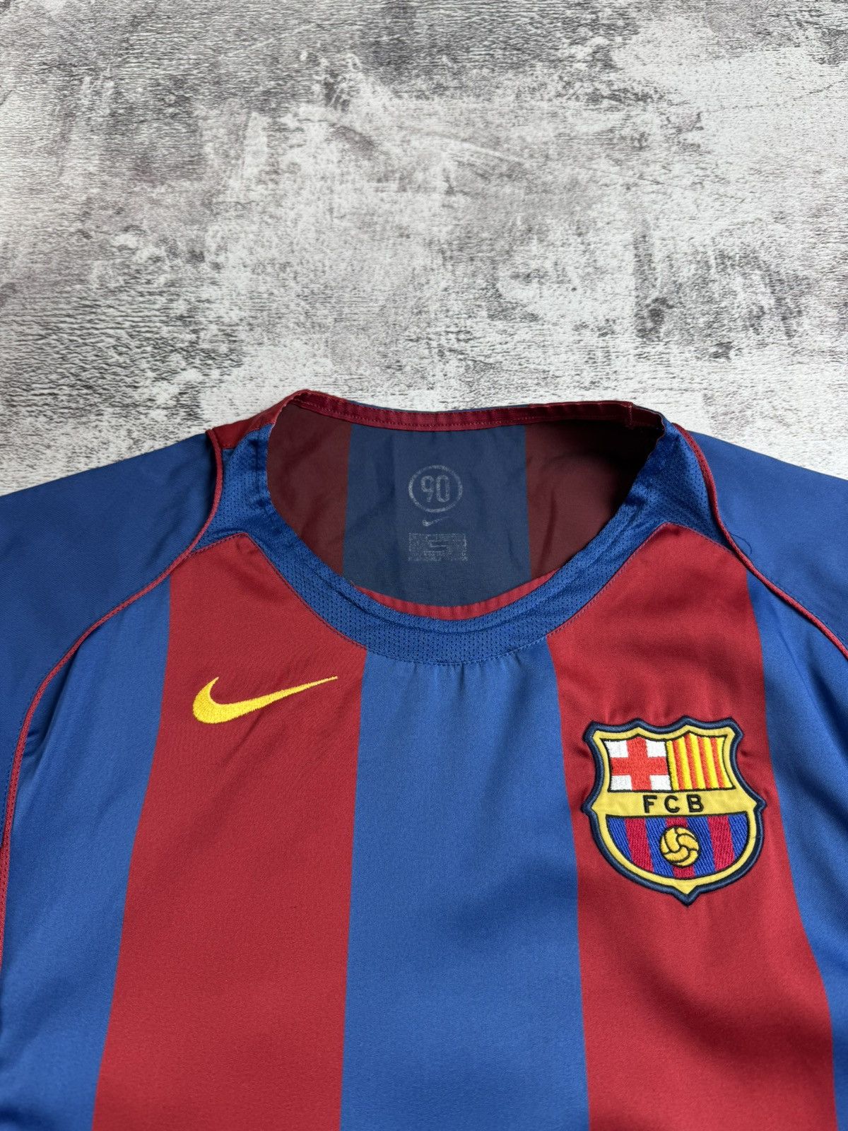 Nike BARCELONA 2004/2005/2006 Home Vintage Nike Soccer Football Football Shirt Jersey Size US S / EU 44-46 / 1 - 6 Thumbnail