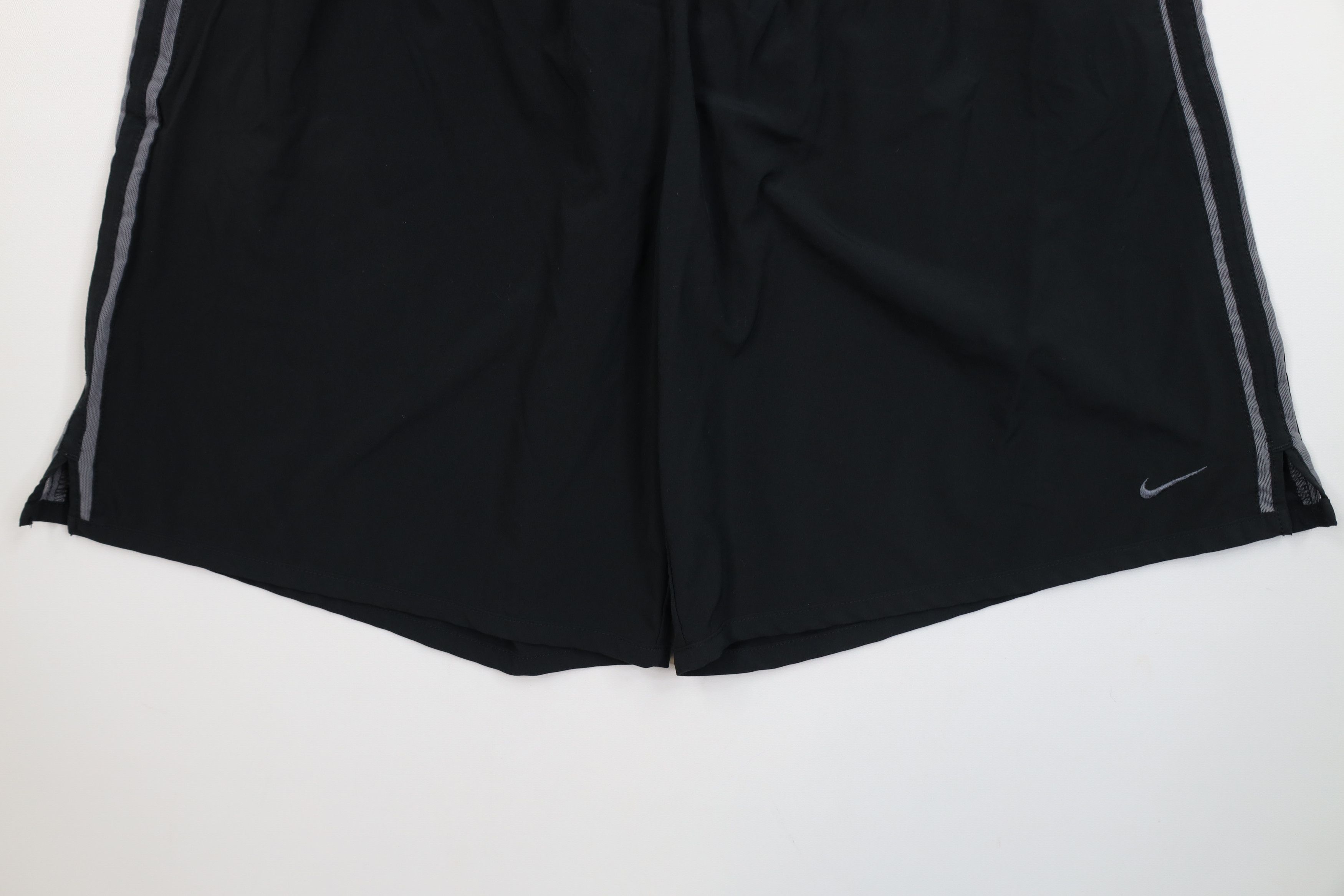 Nike Vintage Nike Scott Mini Swoosh Lined Above Knee Shorts Black Size US 34 / EU 50 - 4 Thumbnail