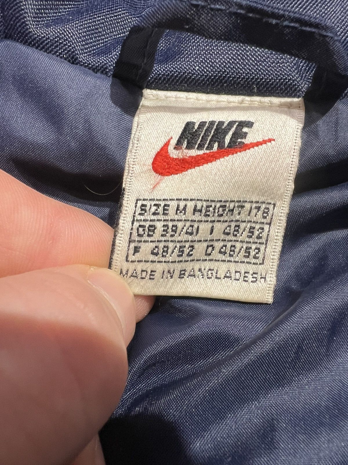 Nike × Vintage Vintage Nike Size US M / EU 48-50 / 2 - 6 Thumbnail
