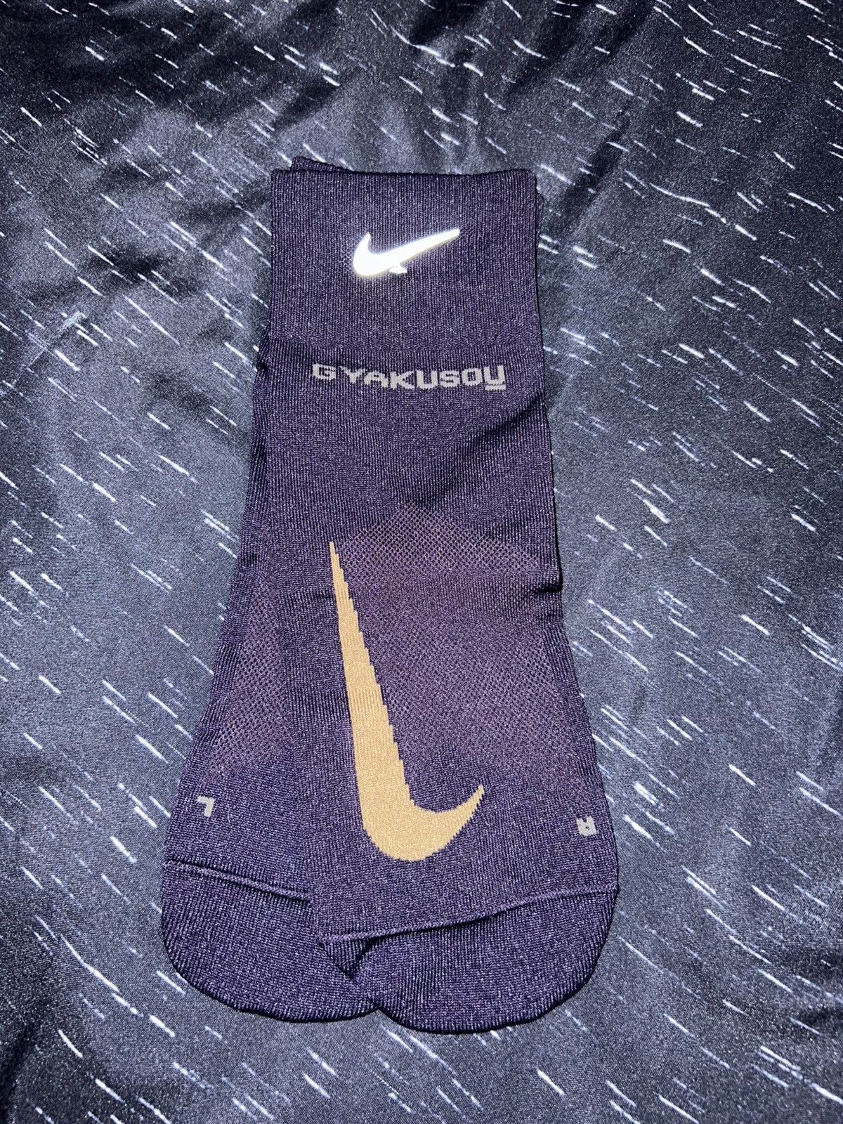 Nike Nike NikeLab Undercover Gyakusou Unisex Socks Purple M10-13 Size ONE SIZE - 4 Thumbnail