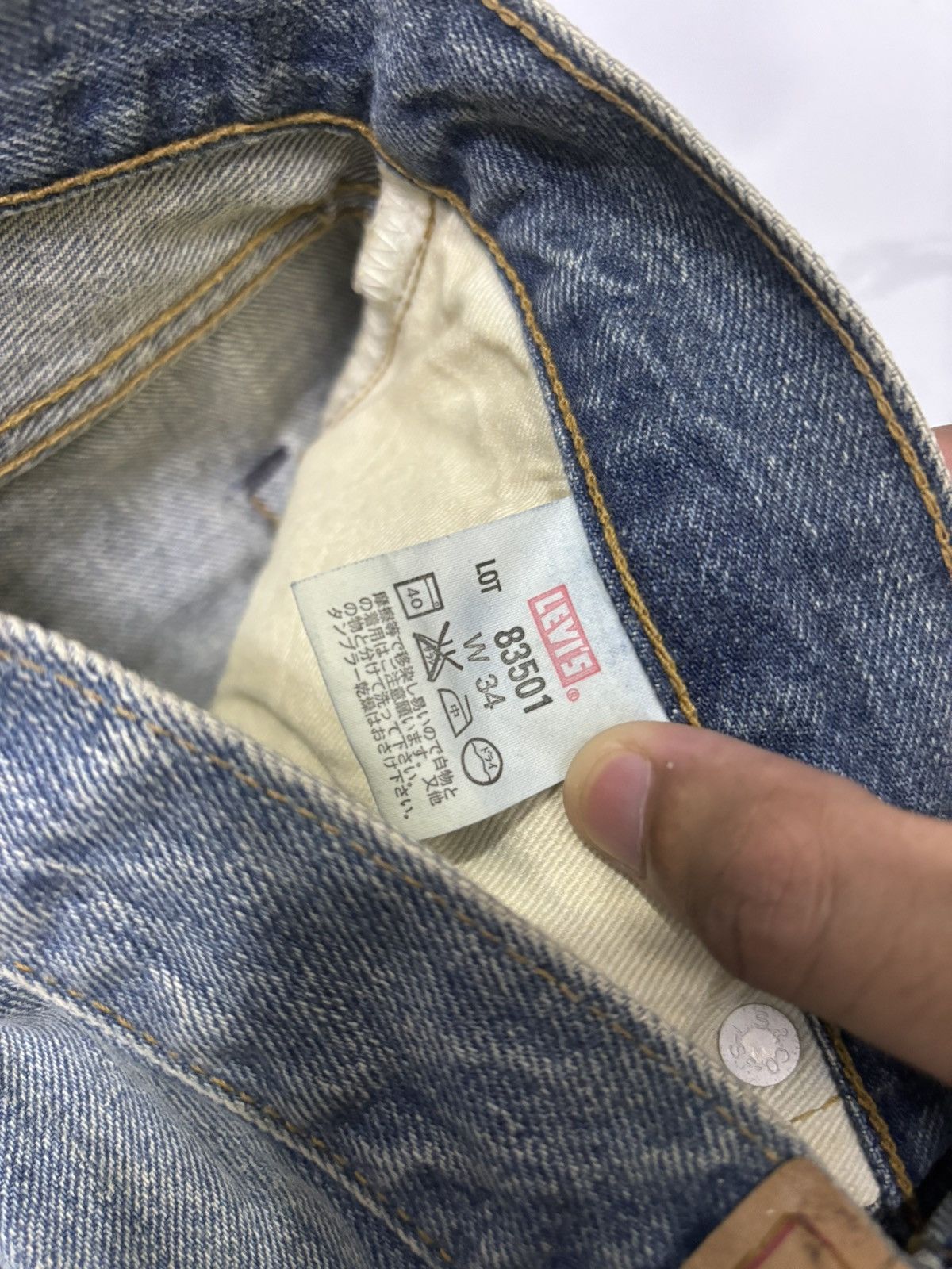Levi's LEVIS 501 SELVEDGE DISTRESSED DENIM JEANS Size US 32 / EU 48 - 13 Thumbnail