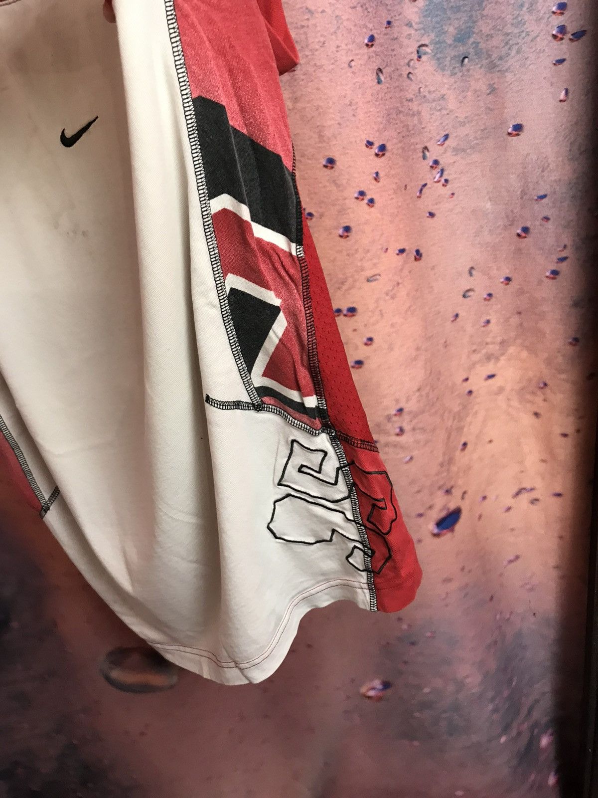 Vintage Vintage Nike streetwear centre logo tee Size US M / EU 48-50 / 2 - 3 Thumbnail