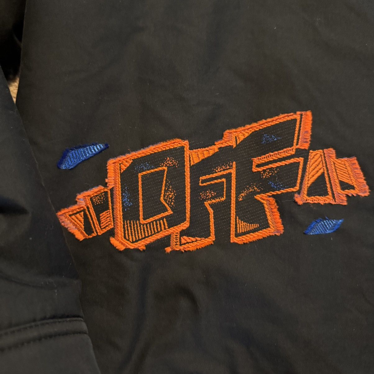Off-White Off-White Men's Graffiti Coupe Embroidered Shirt Jacket Size US L / EU 52-54 / 3 - 2 Thumbnail