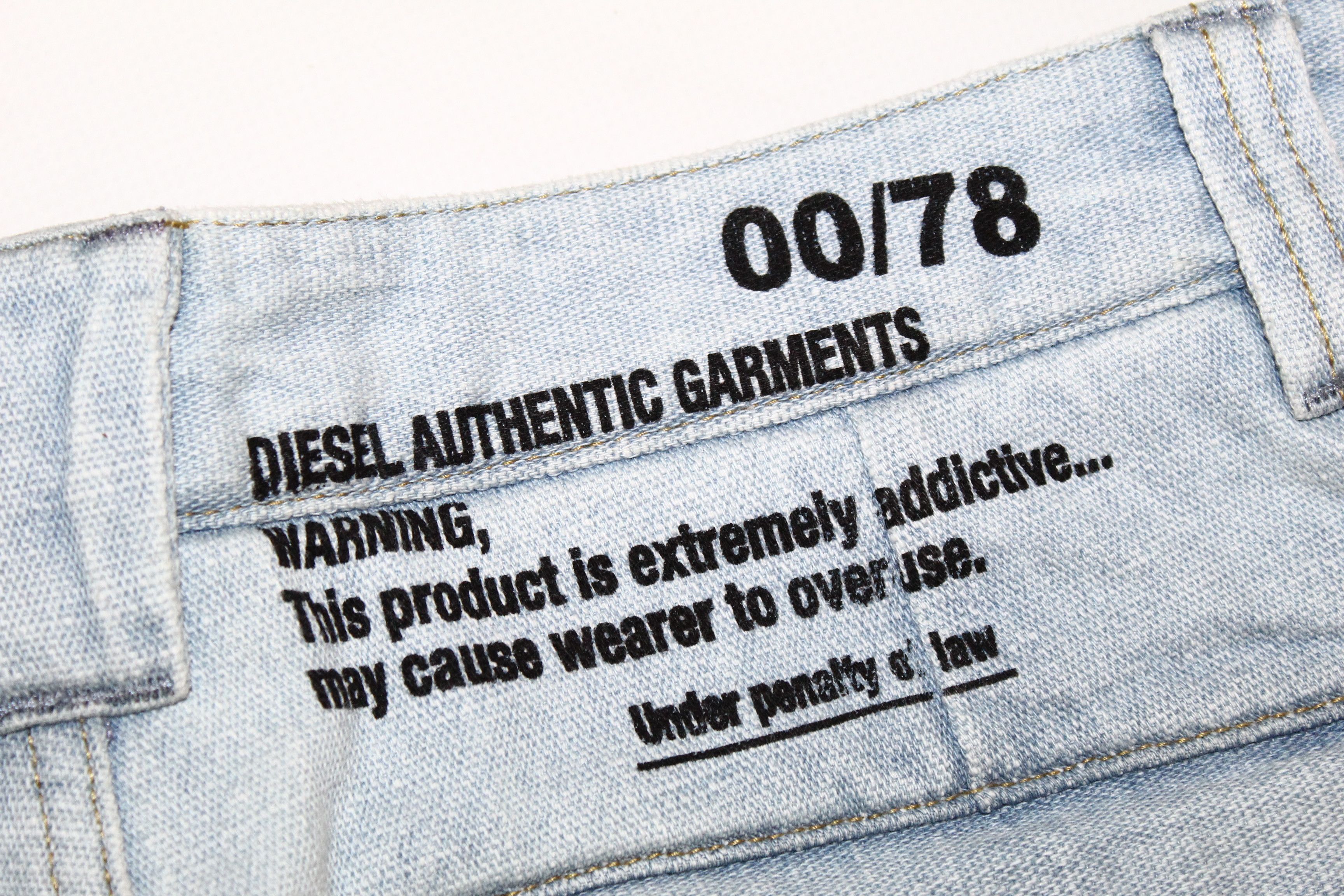 Diesel 💥Diesel D-LUK Baggy Heavy Denim Shorts Textured Pattern Size US 32 / EU 48 - 9 Thumbnail