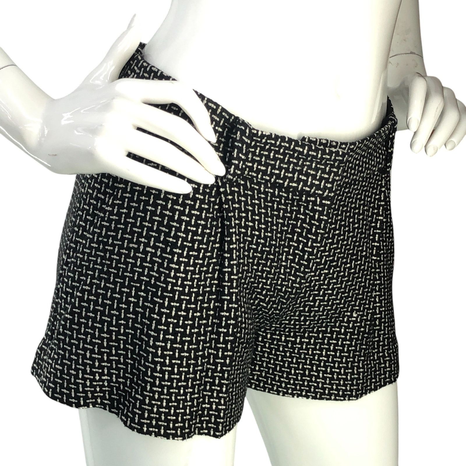 Diane von Furstenberg Diane Von Furstenberg Size 2 Shorts Naples Silk Viscose Size 26" / US 2 / IT 38 - 8 Thumbnail