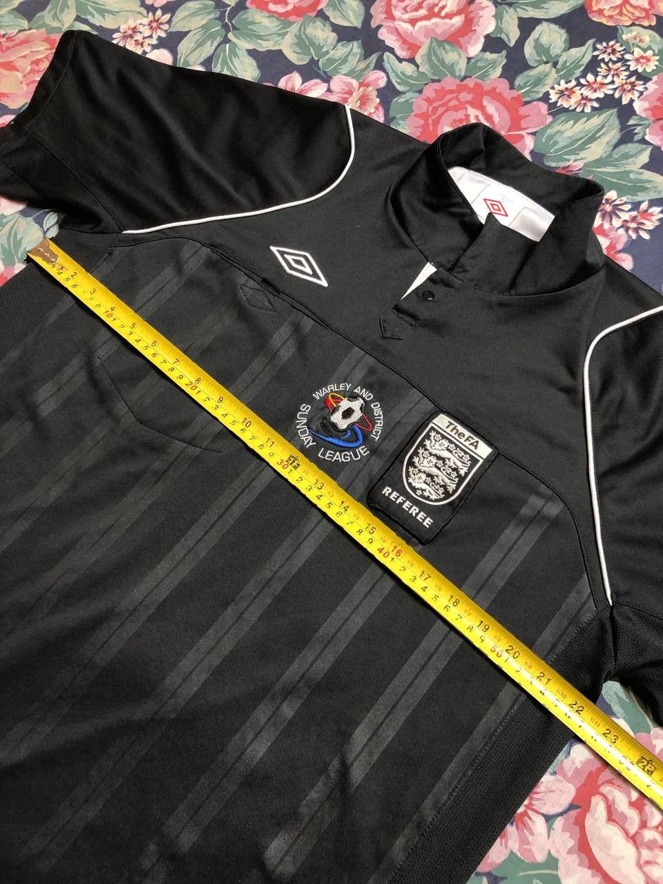 Umbro Vintage Rugby England referee jersey Size US XL / EU 56 / 4 - 7 Thumbnail