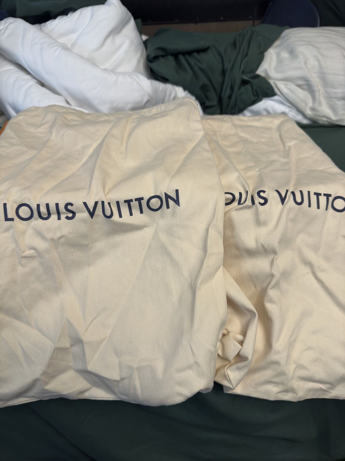 Louis Vuitton Louis Vuitton sneaker :) 37.5 Size US 6.5 / IT 36.5 - 9 Thumbnail