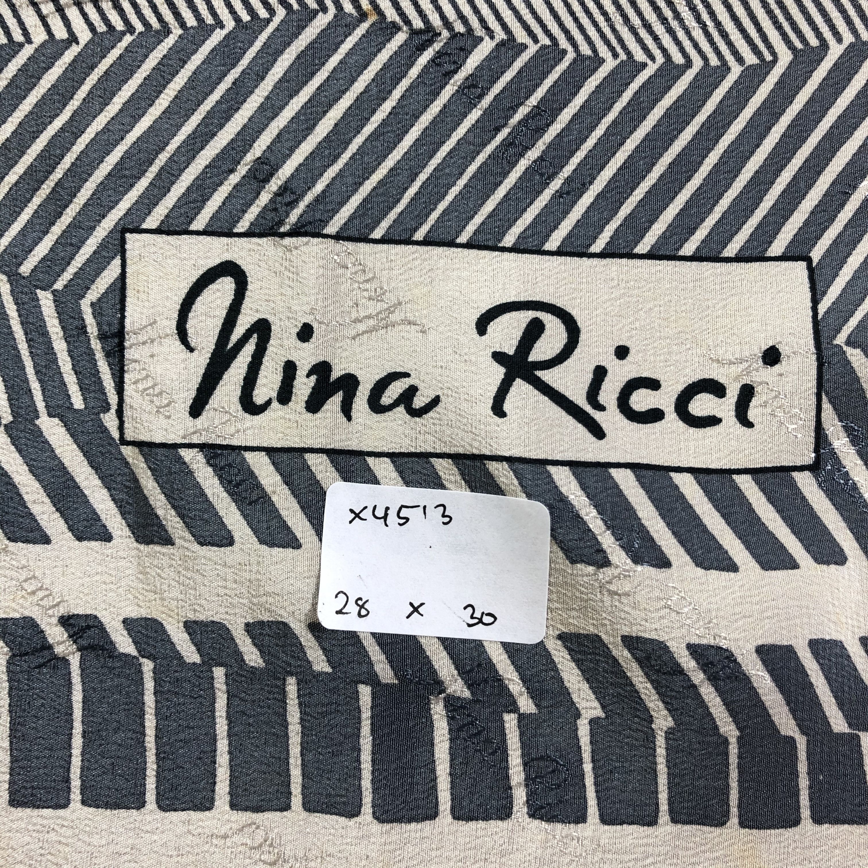 Vintage Vintage Nina Ricci Silk Scarf Size ONE SIZE - 7 Thumbnail