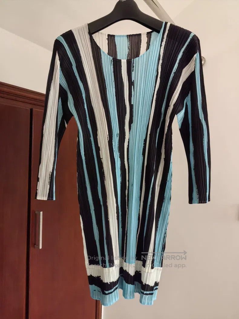 Issey Miyake Issey Miyake Blue-White-Black Pullover Size L / US 10 / IT 46 - 1 Thumbnail