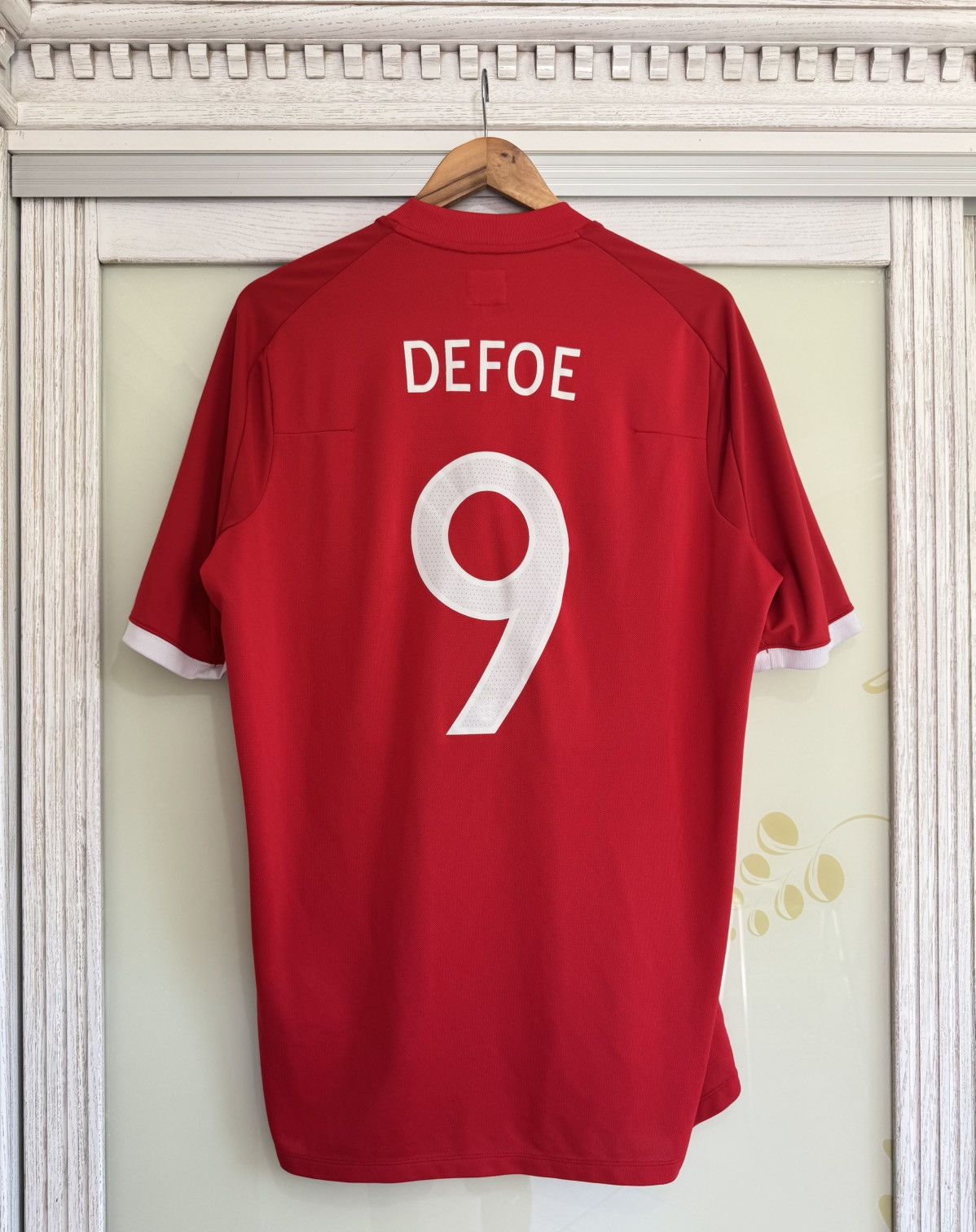 Umbro Defoe #9 England 2010 South Africa World Cup Soccer Jersey Size US XL / EU 56 / 4 - 1 Thumbnail
