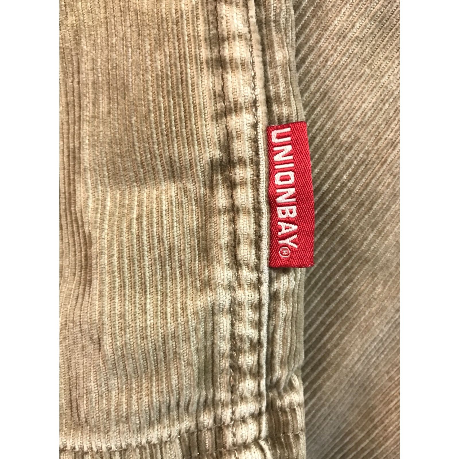 Vintage VINTAGE UnionBay Shirt Corduroy Button-Up XL 90s Surf Grunge Men Brown Corduroy Button-Down Shirt XL Mens Size US XL / EU 56 / 4 - 5 Thumbnail