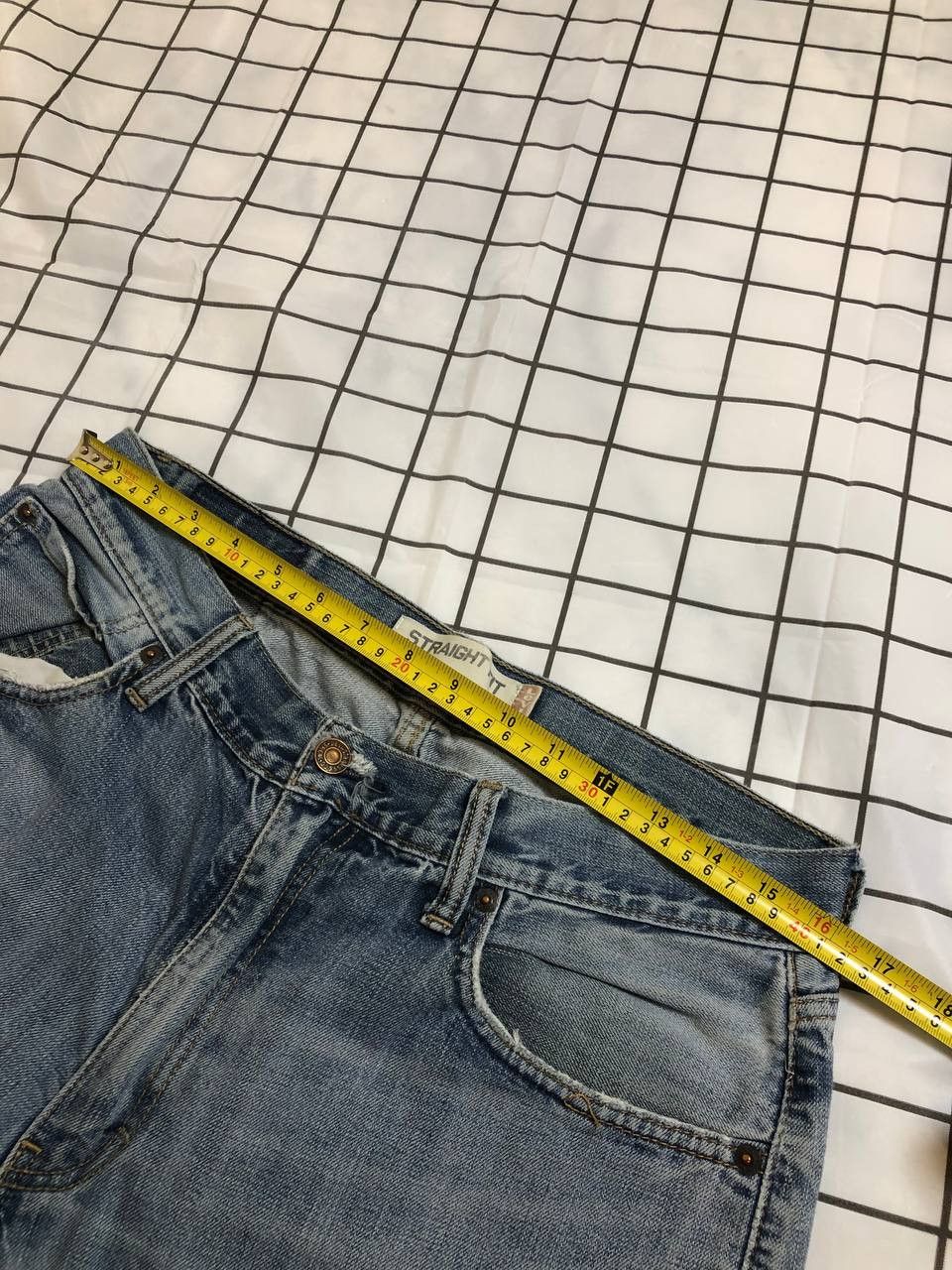 Levi's Levi's Men's 505 Standard Bootcut Fit Jean Size US 34 / EU 50 - 12 Thumbnail
