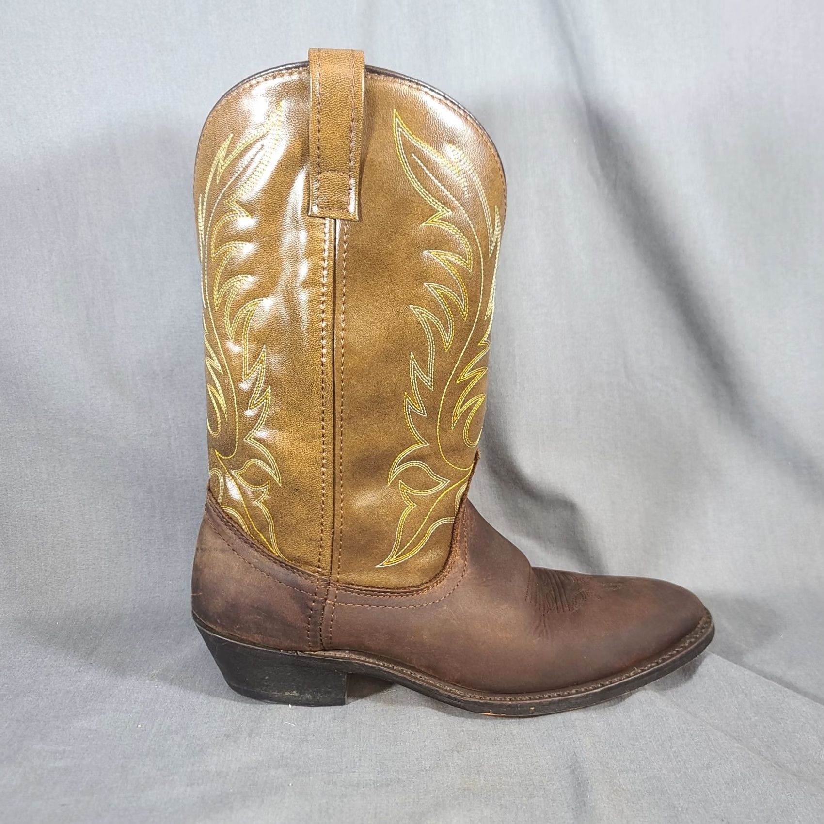Vintage Laredo Boots Womens Kadi Western Round Toe Mid-Calf Brown Leather Size 10M KS 42 EU 7.5 UK 7.5 US 10 Footwear Cowboy Theme Mens Womens Girls379 Size US 10 / IT 40 - 5 Thumbnail