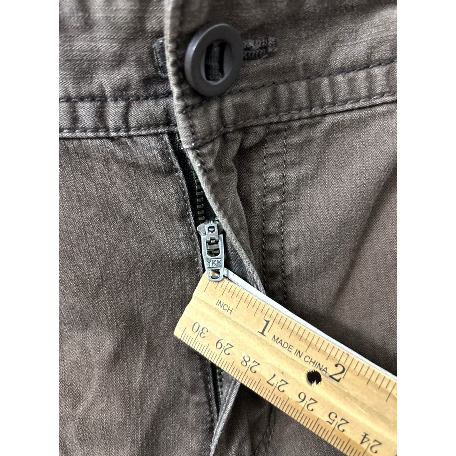 Eddie Bauer Eddie Bauer Cargo Pants Womens 14 37x18 Brown Cotton Capri Casual Outdoor Straight Leg Pockets Cuffed Adjustable Waist Modern Everyday Mens Girls? Size 36" / US 14 / IT 50 - 5 Thumbnail